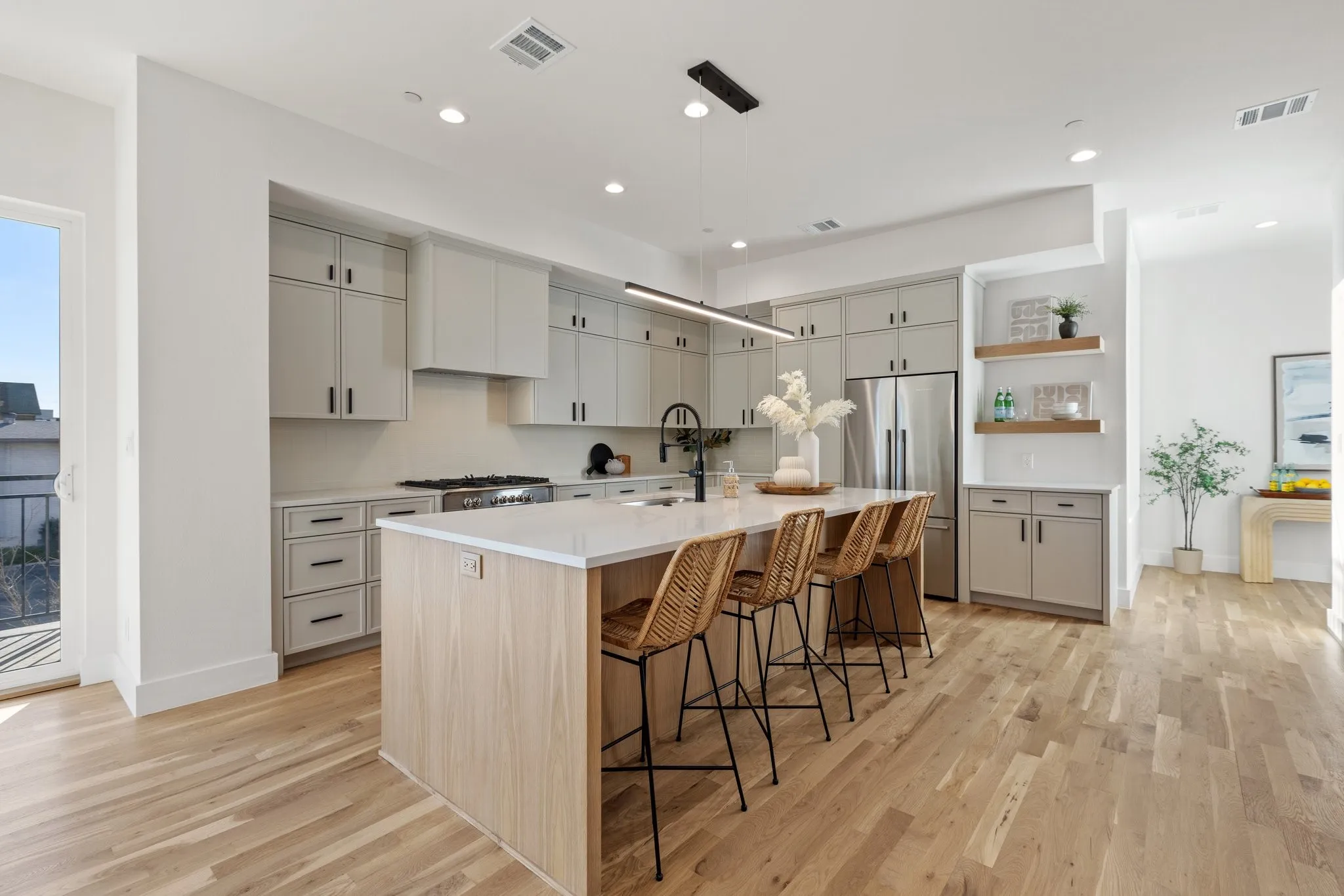 Townhouse For Sale in Dallas County , 4330 Dickason Avenue 102, Dallas, Texas 75219, 3 Bedroom, 4 Bathroom, 2 Garage spaces, 2,370 Sqft, built in 2025, mls#21386734, Real Estate Agent in Dallas, Homes For Sale in Dallas county, Homes For Sale in Dallas, Realtor in Dallas Texas, Real Estate Brokerage Independent Realty Texas, Luminita Cordes Realtor