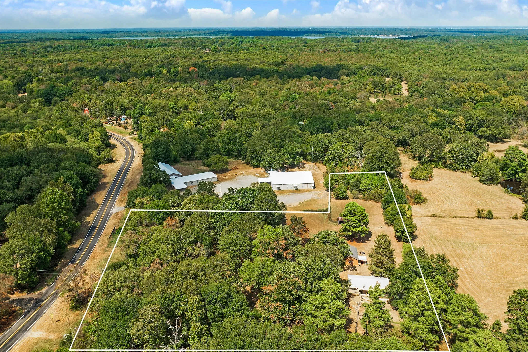 Single Family Residence For Sale in Lamar County , 506 County Road 34710, Paris, Texas 75460, 3 Bedroom, 1 Bathroom, 2 Garage spaces, 1,288 Sqft, built in 0, mls#21380991, Real Estate Agent in Paris, Homes For Sale in Lamar county, Homes For Sale in Paris, Realtor in Paris Texas, Real Estate Brokerage Independent Realty Texas, Luminita Cordes Realtor