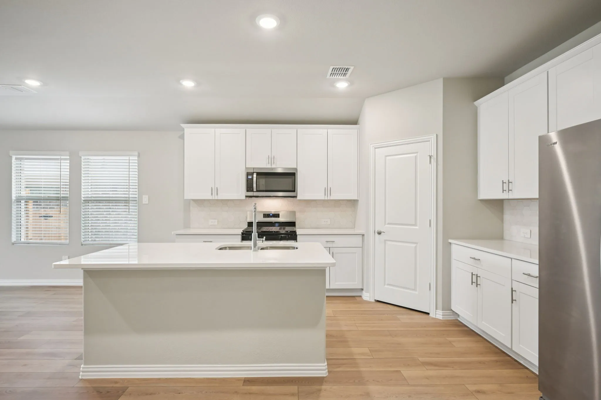 Photo is not of the actual home, but is an inspirational photo of builder’s model home and may depict options, furnishings, and/or decorator features that are not included.