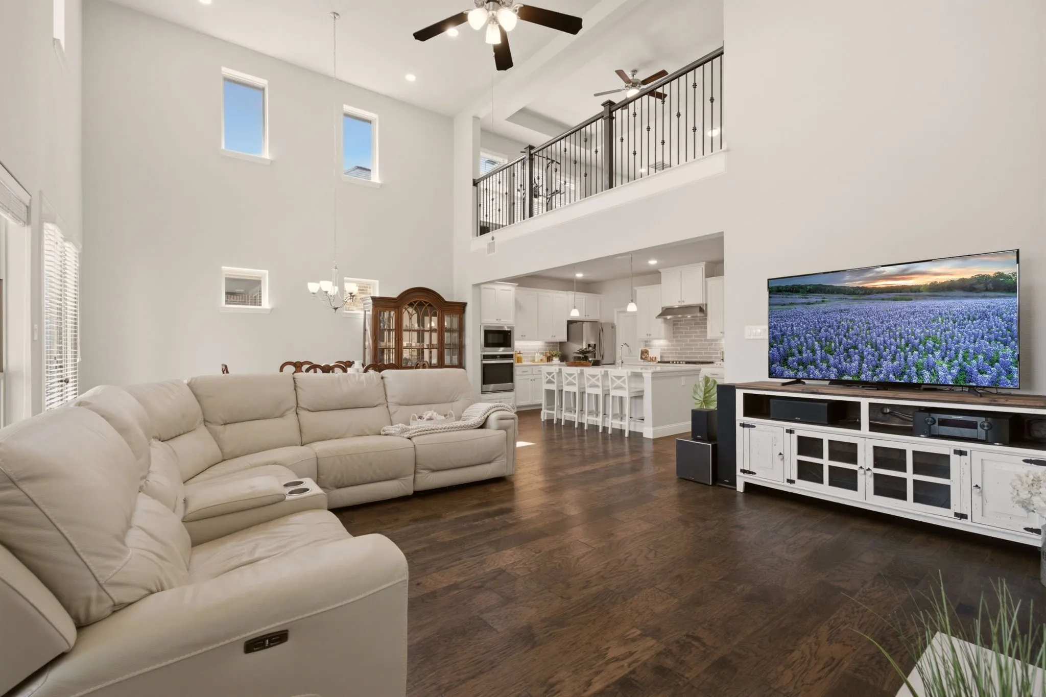Single Family Residence For Sale in Collin County , 704 Corner Post Path, Celina, Texas 75009, 4 Bedroom, 3 Bathroom, 2 Garage spaces, 3,263 Sqft, built in 2020, mls#21386891, Real Estate Agent in Celina, Homes For Sale in Collin county, Homes For Sale in Celina, Realtor in Celina Texas, Real Estate Brokerage Independent Realty Texas, Luminita Cordes Realtor