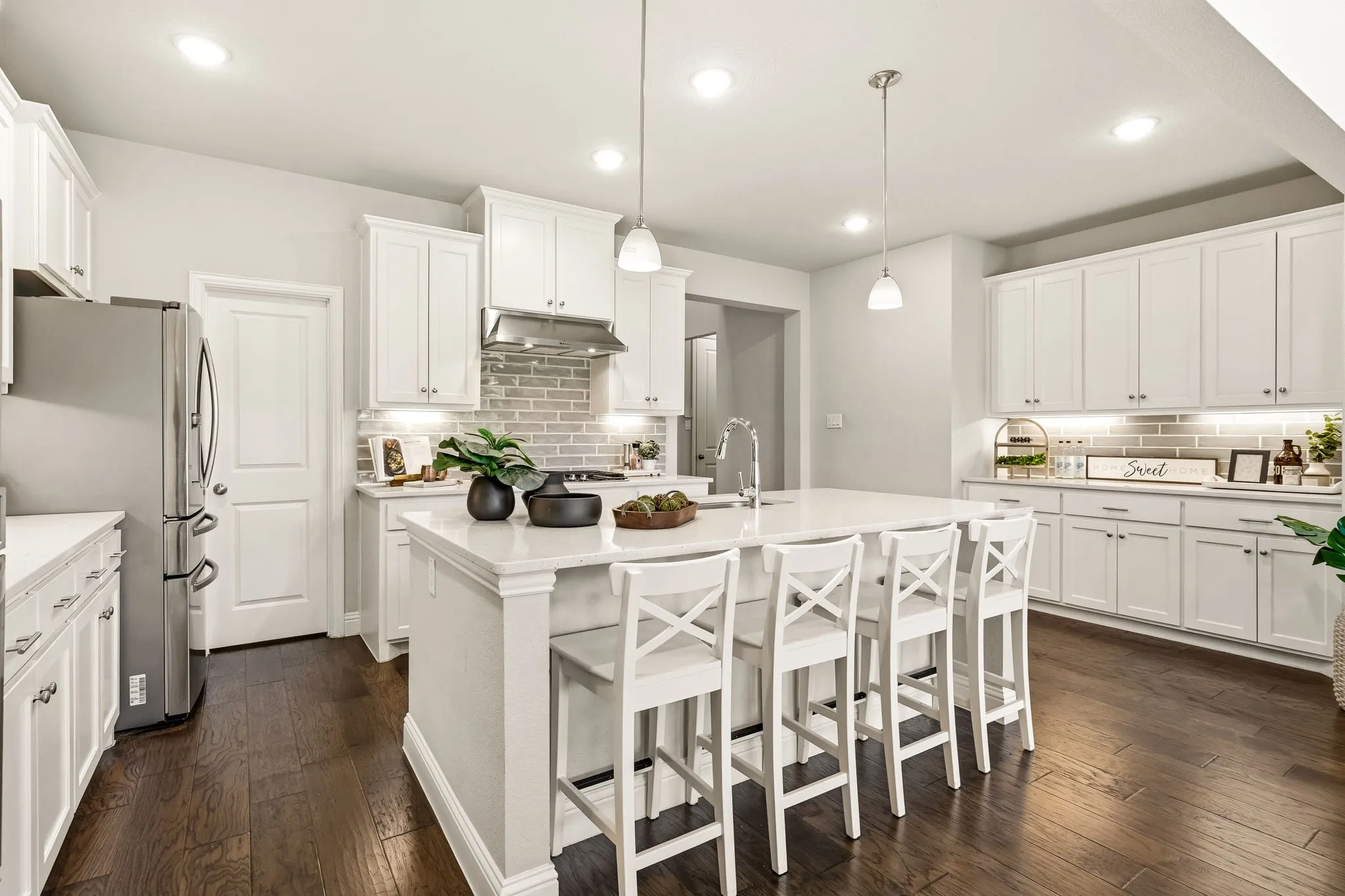 Single Family Residence For Sale in Collin County , 704 Corner Post Path, Celina, Texas 75009, 4 Bedroom, 3 Bathroom, 2 Garage spaces, 3,263 Sqft, built in 2020, mls#21386891, Real Estate Agent in Celina, Homes For Sale in Collin county, Homes For Sale in Celina, Realtor in Celina Texas, Real Estate Brokerage Independent Realty Texas, Luminita Cordes Realtor