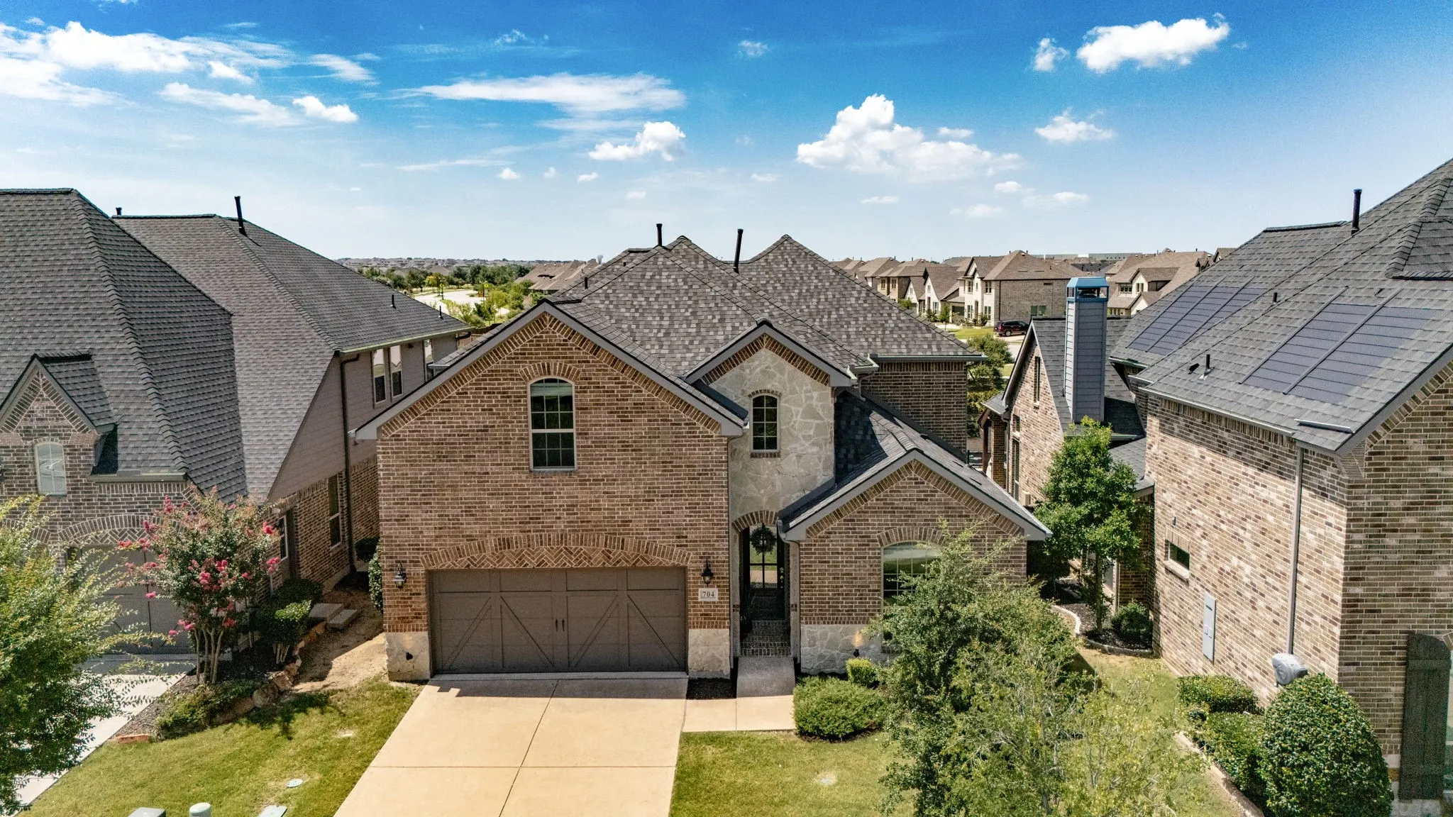Single Family Residence For Sale in Collin County , 704 Corner Post Path, Celina, Texas 75009, 4 Bedroom, 3 Bathroom, 2 Garage spaces, 3,263 Sqft, built in 2020, mls#21386891, Real Estate Agent in Celina, Homes For Sale in Collin county, Homes For Sale in Celina, Realtor in Celina Texas, Real Estate Brokerage Independent Realty Texas, Luminita Cordes Realtor