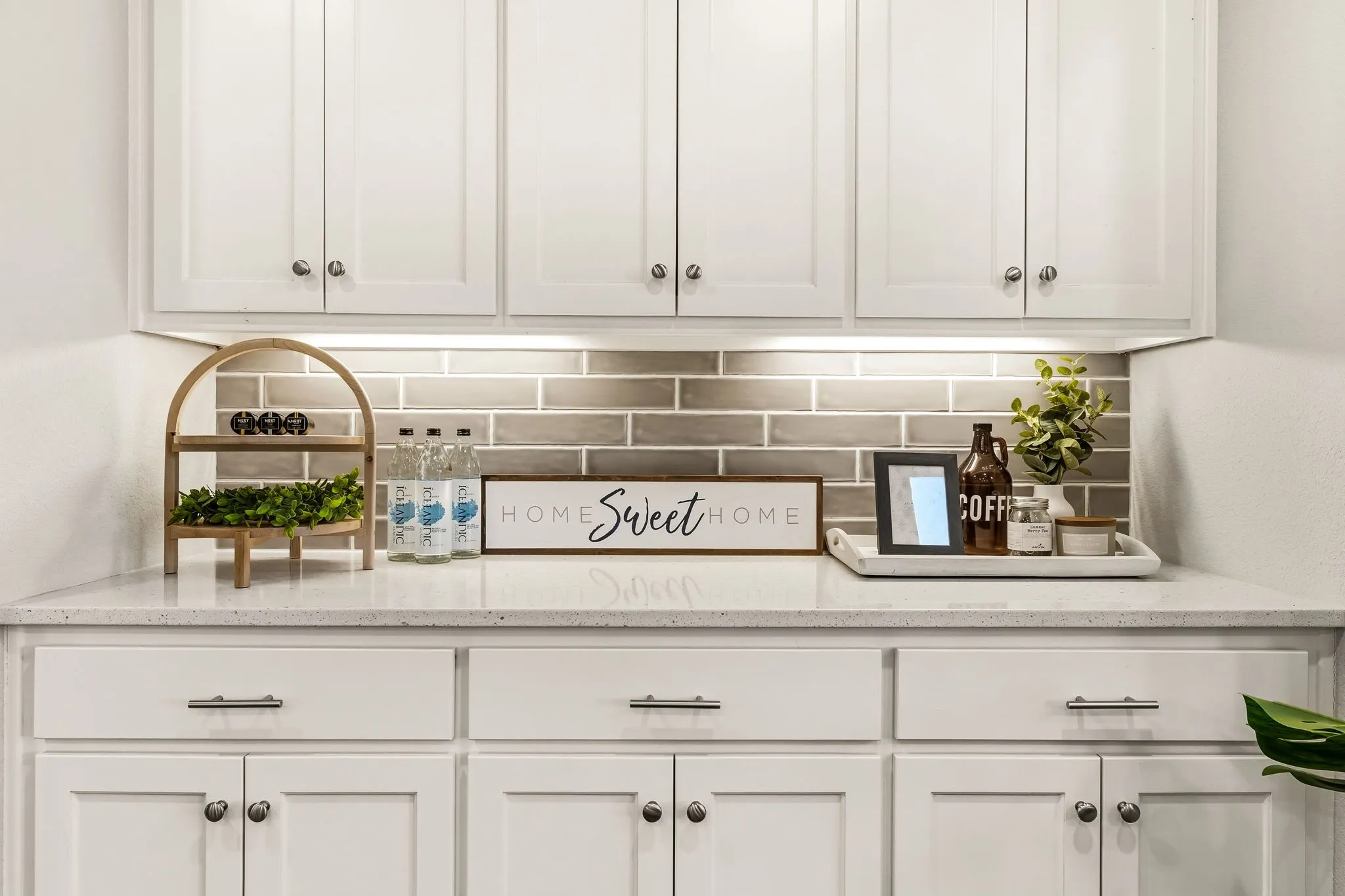 Single Family Residence For Sale in Collin County , 704 Corner Post Path, Celina, Texas 75009, 4 Bedroom, 3 Bathroom, 2 Garage spaces, 3,263 Sqft, built in 2020, mls#21386891, Real Estate Agent in Celina, Homes For Sale in Collin county, Homes For Sale in Celina, Realtor in Celina Texas, Real Estate Brokerage Independent Realty Texas, Luminita Cordes Realtor