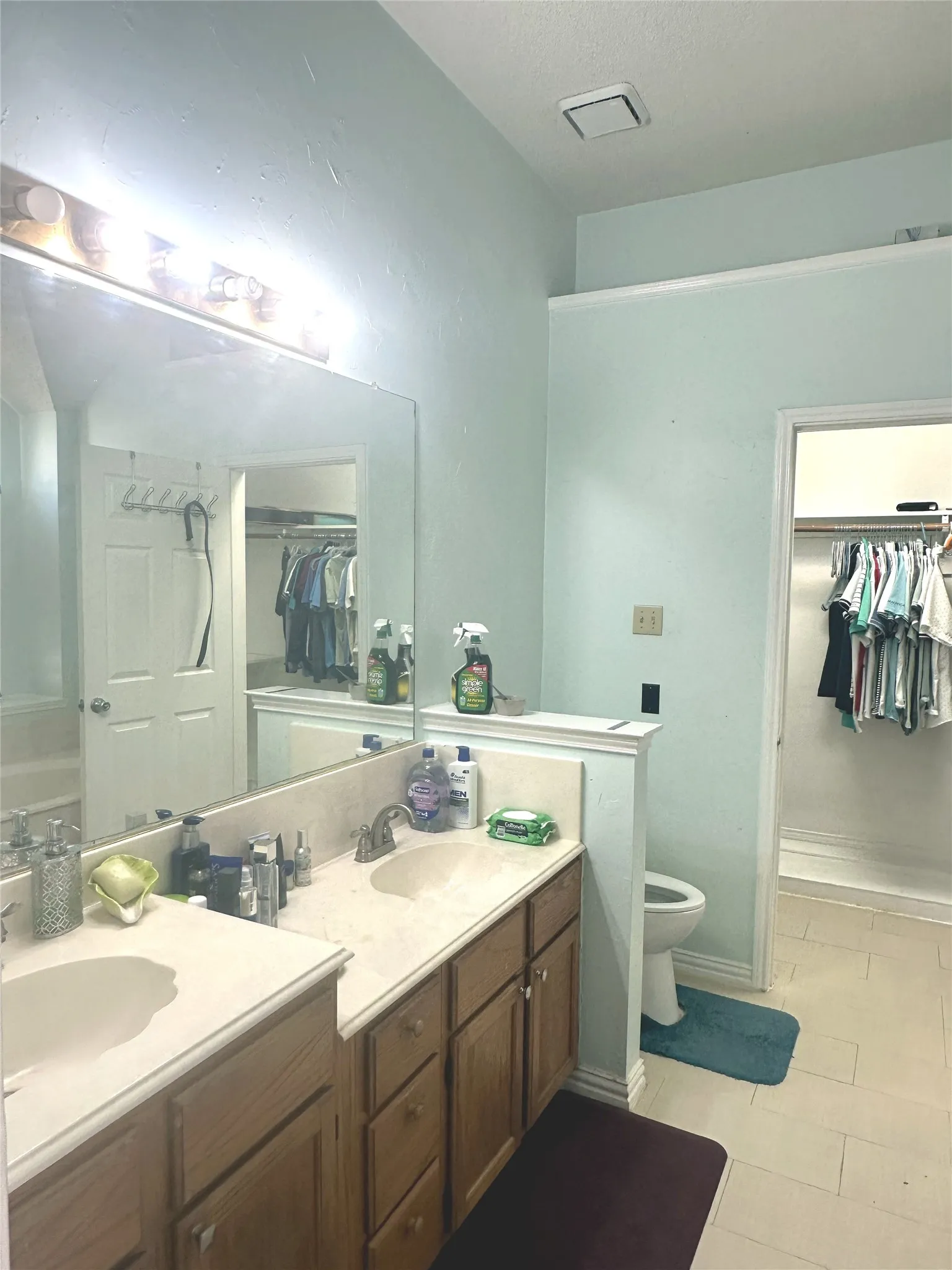 Single Family Residence For Sale in Dallas County , 1518 Northampton Drive, Rowlett, Texas 75089, 3 Bedroom, 2 Bathroom, 2 Garage spaces, 1,386 Sqft, built in 1992, mls#21386970, Real Estate Agent in Rowlett, Homes For Sale in Dallas county, Homes For Sale in Rowlett, Realtor in Rowlett Texas, Real Estate Brokerage Independent Realty Texas, Luminita Cordes Realtor