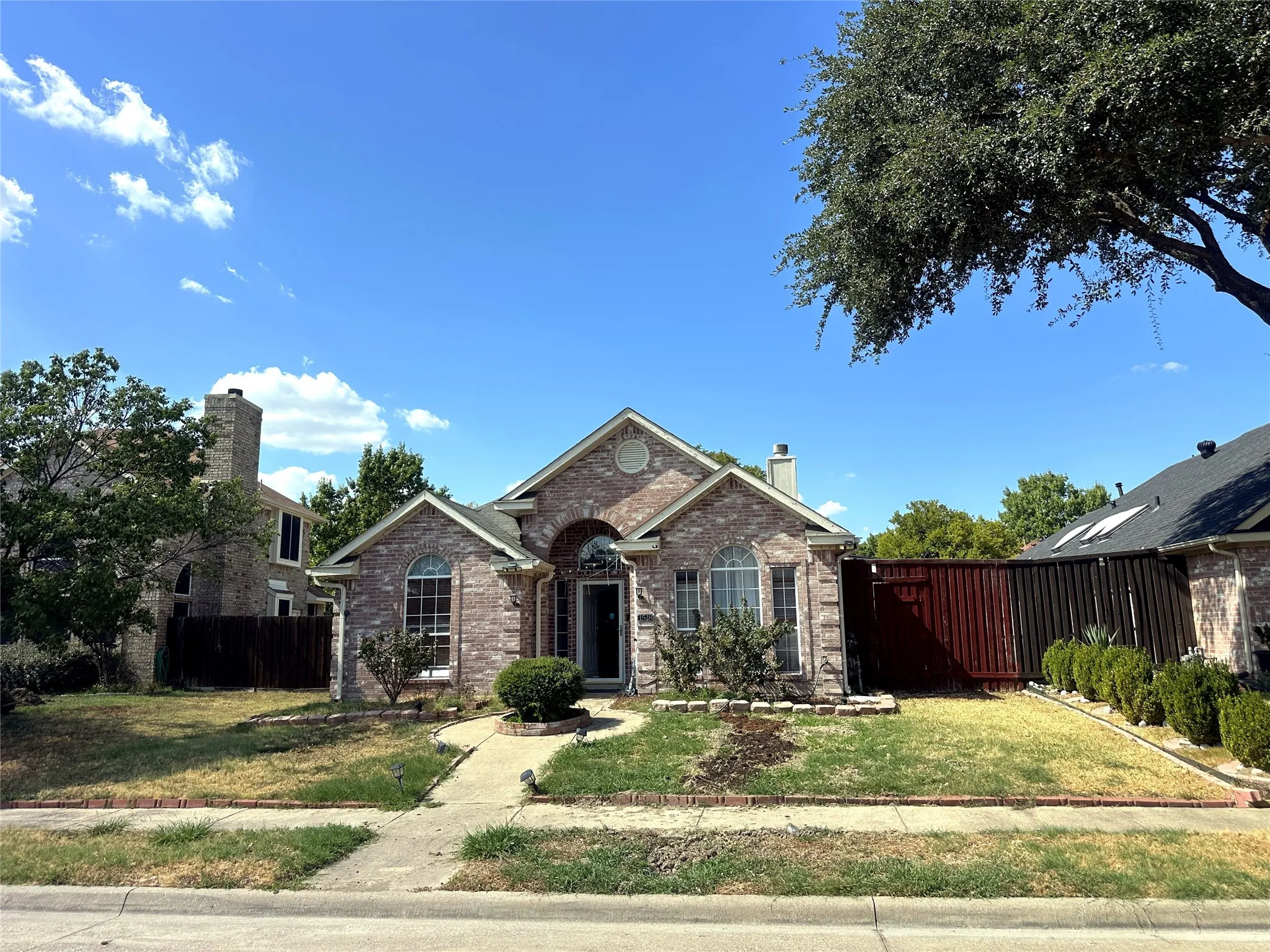 Single Family Residence For Sale