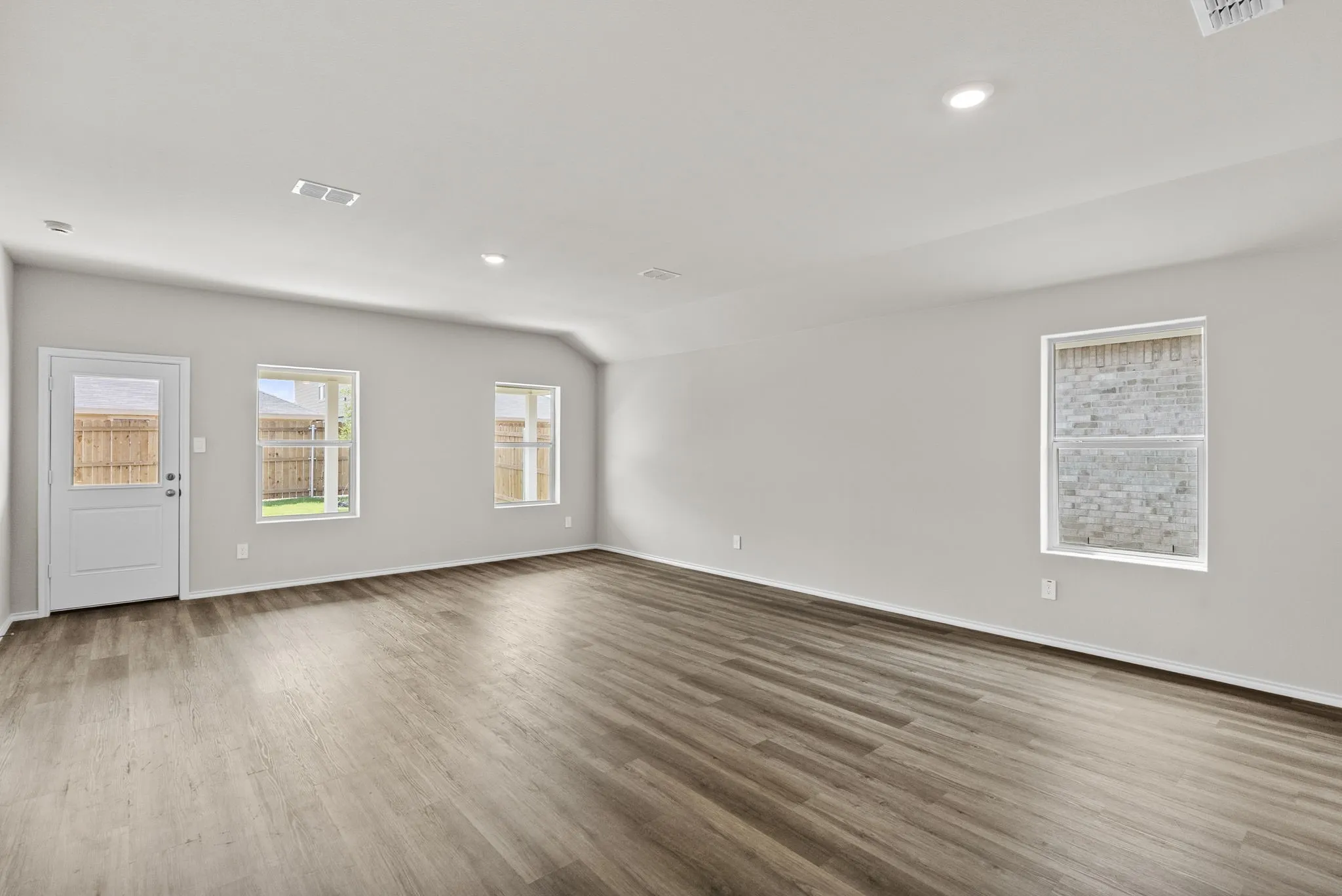 Single Family Residence For Sale in Tarrant County , 4253 Trickling Creek Lane, Fort Worth, Texas 76036, 4 Bedroom, 2 Bathroom, 2 Garage spaces, 2,086 Sqft, built in 2026, mls#21386973, Real Estate Agent in Fort Worth, Homes For Sale in Tarrant county, Homes For Sale in Fort Worth, Realtor in Fort Worth Texas, Real Estate Brokerage Independent Realty Texas, Luminita Cordes Realtor