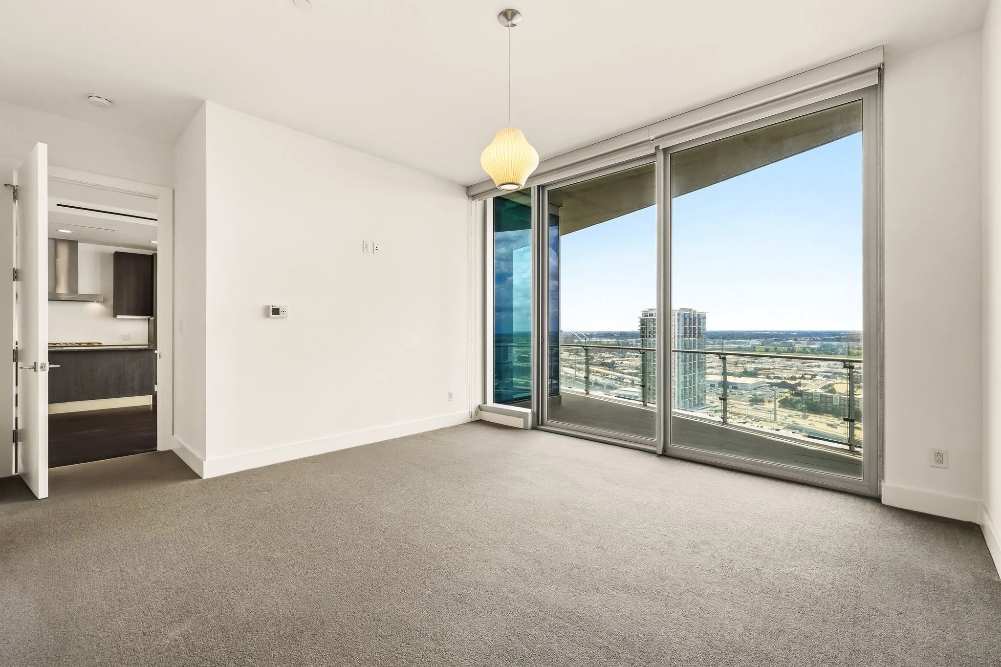 Condominium For Sale in Dallas County , 3130 N Harwood Street 2102, Dallas, Texas 75201, 2 Bedroom, 3 Bathroom, 2 Garage spaces, 1,419 Sqft, built in 2015, mls#21330753, Real Estate Agent in Dallas, Homes For Sale in Dallas county, Homes For Sale in Dallas, Realtor in Dallas Texas, Real Estate Brokerage Independent Realty Texas, Luminita Cordes Realtor