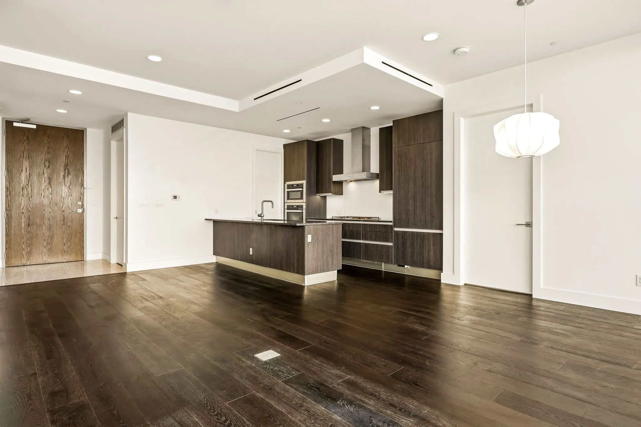 Condominium For Sale in Dallas County , 3130 N Harwood Street 2102, Dallas, Texas 75201, 2 Bedroom, 3 Bathroom, 2 Garage spaces, 1,419 Sqft, built in 2015, mls#21330753, Real Estate Agent in Dallas, Homes For Sale in Dallas county, Homes For Sale in Dallas, Realtor in Dallas Texas, Real Estate Brokerage Independent Realty Texas, Luminita Cordes Realtor