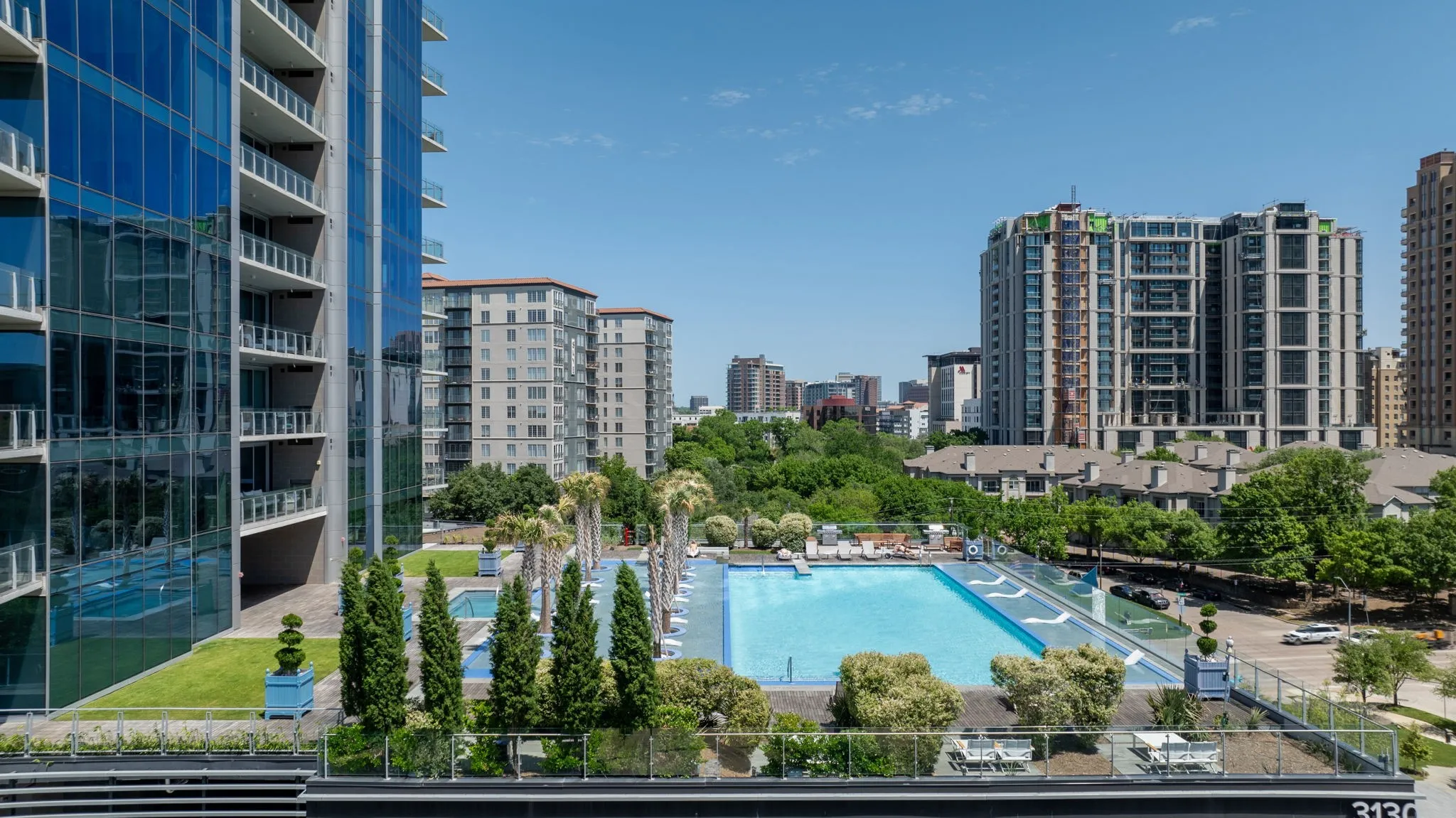 Condominium For Sale in Dallas County , 3130 N Harwood Street 2102, Dallas, Texas 75201, 2 Bedroom, 3 Bathroom, 2 Garage spaces, 1,419 Sqft, built in 2015, mls#21330753, Real Estate Agent in Dallas, Homes For Sale in Dallas county, Homes For Sale in Dallas, Realtor in Dallas Texas, Real Estate Brokerage Independent Realty Texas, Luminita Cordes Realtor