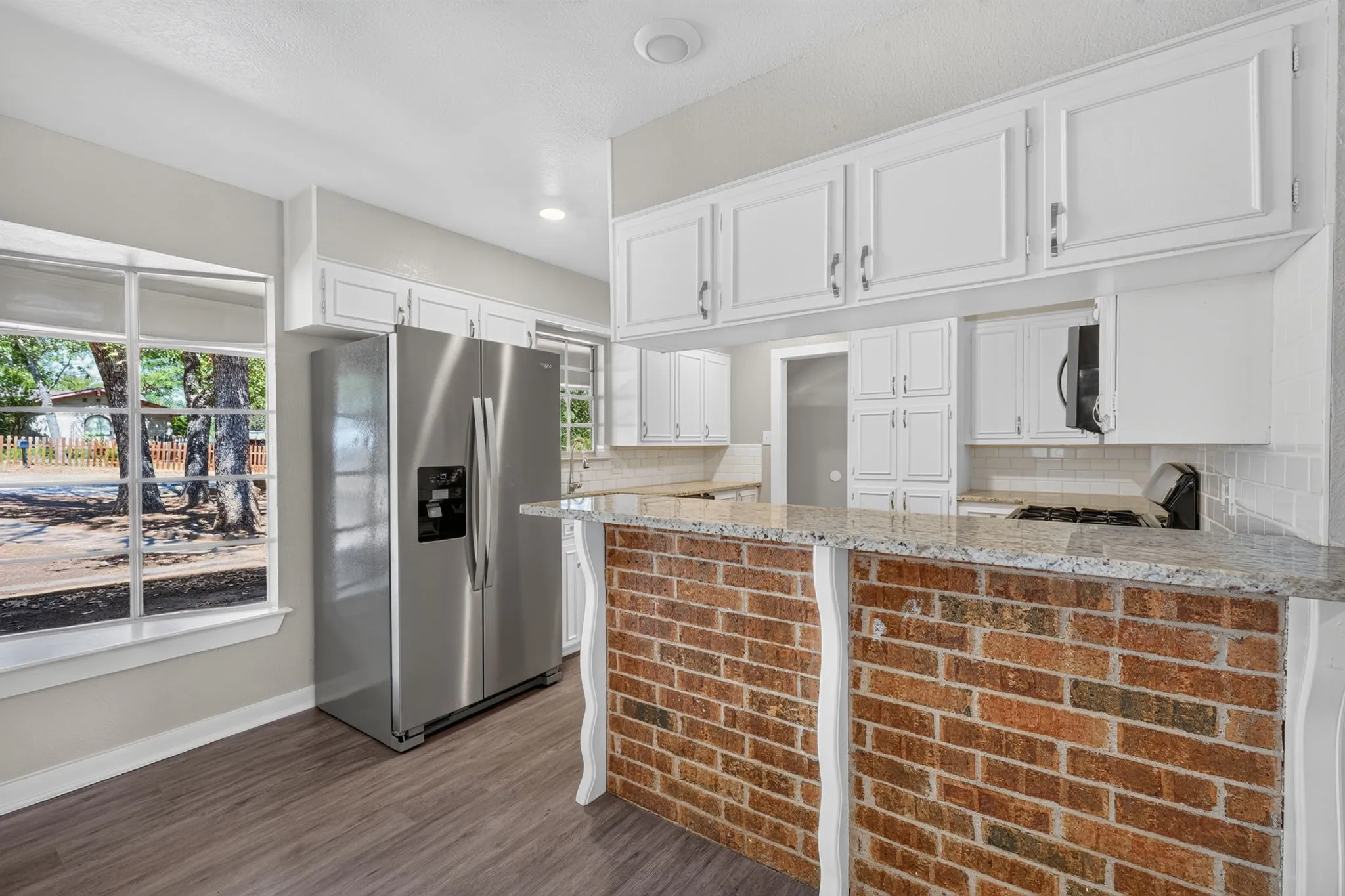 Single Family Residence For Sale in Palo Pinto County , 303 NW 32nd Street, Mineral Wells, Texas 76067, 5 Bedroom, 2 Bathroom, Garage spaces, 2,387 Sqft, built in 1967, mls#21386966, Real Estate Agent in Mineral Wells, Homes For Sale in Palo Pinto county, Homes For Sale in Mineral Wells, Realtor in Mineral Wells Texas, Real Estate Brokerage Independent Realty Texas, Luminita Cordes Realtor