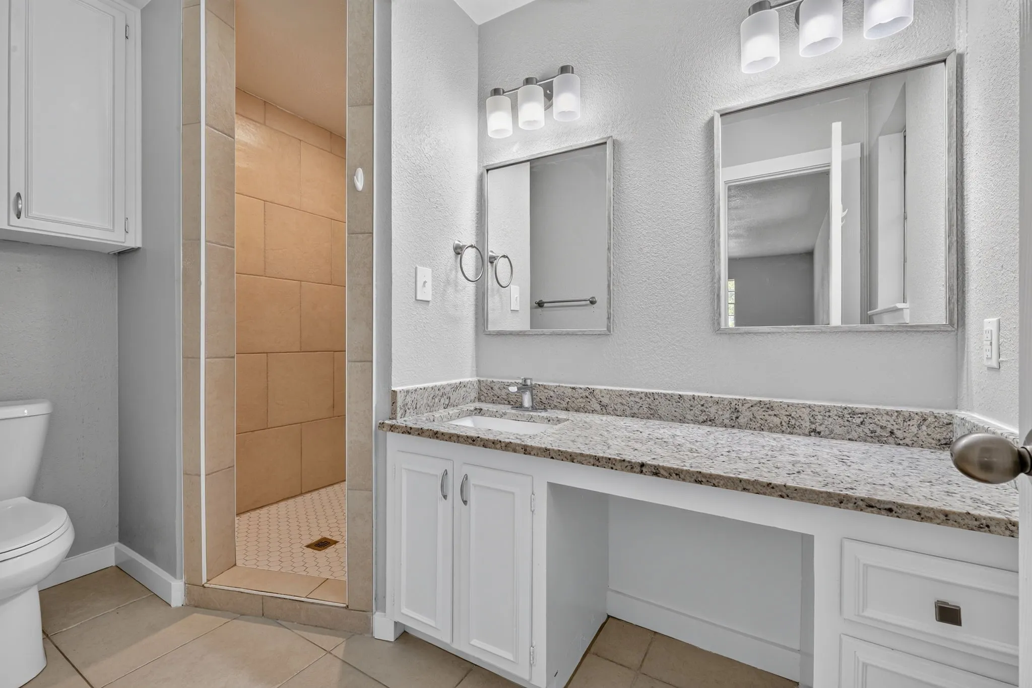 Single Family Residence For Sale in Palo Pinto County , 303 NW 32nd Street, Mineral Wells, Texas 76067, 5 Bedroom, 2 Bathroom, Garage spaces, 2,387 Sqft, built in 1967, mls#21386966, Real Estate Agent in Mineral Wells, Homes For Sale in Palo Pinto county, Homes For Sale in Mineral Wells, Realtor in Mineral Wells Texas, Real Estate Brokerage Independent Realty Texas, Luminita Cordes Realtor