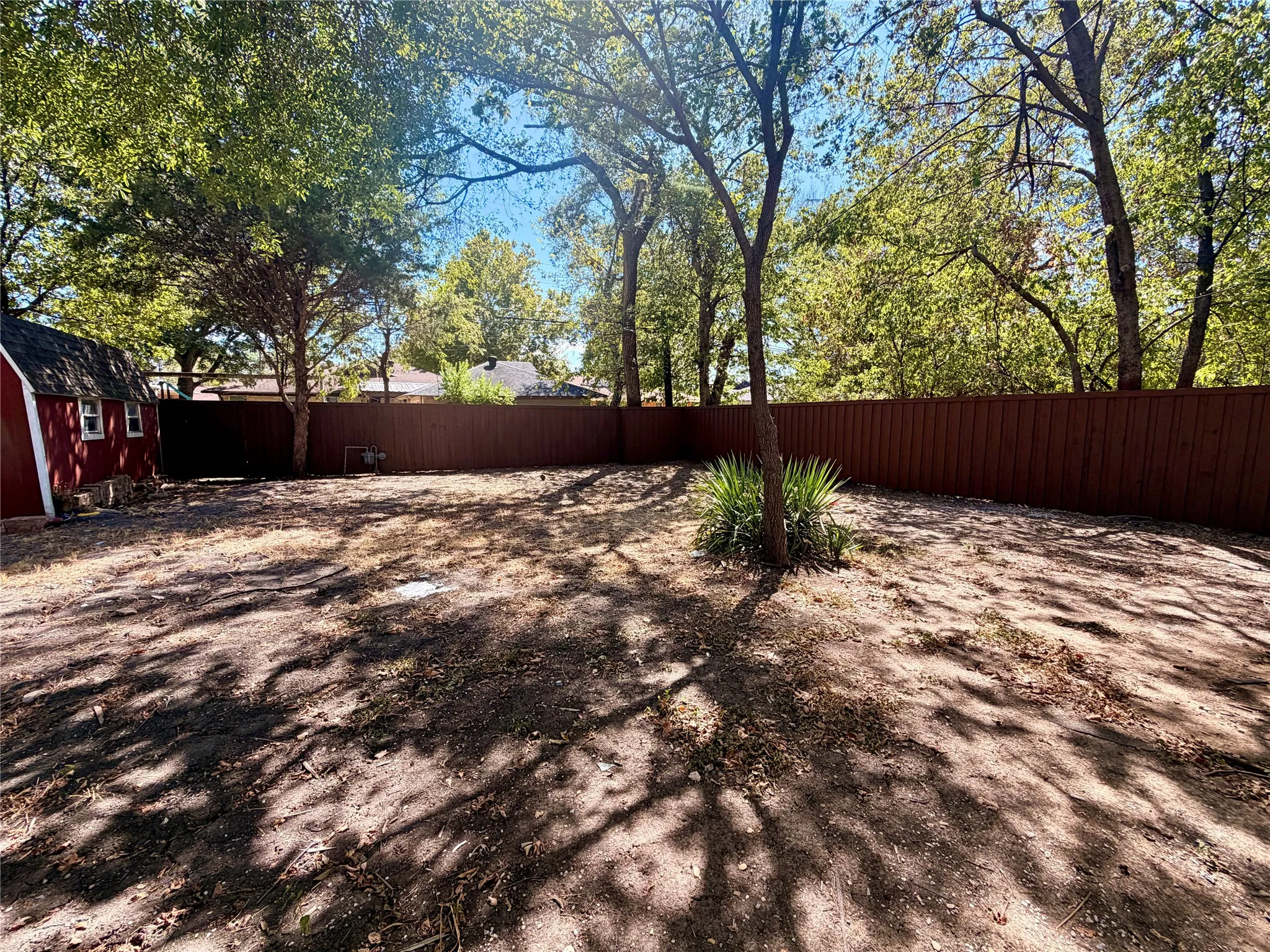 Single Family Residence For Sale in Dallas County , 2926 Hillglenn Road, Dallas, Texas 75228, 4 Bedroom, 2 Bathroom, Garage spaces, 1,824 Sqft, built in 1955, mls#21386972, Real Estate Agent in Dallas, Homes For Sale in Dallas county, Homes For Sale in Dallas, Realtor in Dallas Texas, Real Estate Brokerage Independent Realty Texas, Luminita Cordes Realtor