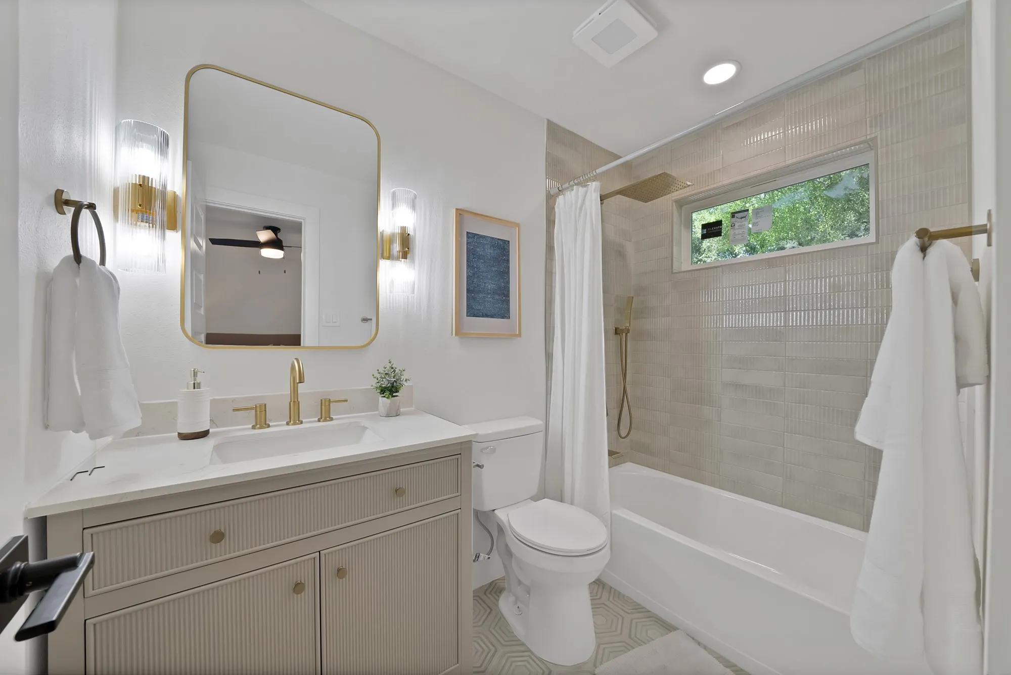 Single Family Residence For Sale in Dallas County , 2926 Hillglenn Road, Dallas, Texas 75228, 4 Bedroom, 2 Bathroom, Garage spaces, 1,824 Sqft, built in 1955, mls#21386972, Real Estate Agent in Dallas, Homes For Sale in Dallas county, Homes For Sale in Dallas, Realtor in Dallas Texas, Real Estate Brokerage Independent Realty Texas, Luminita Cordes Realtor