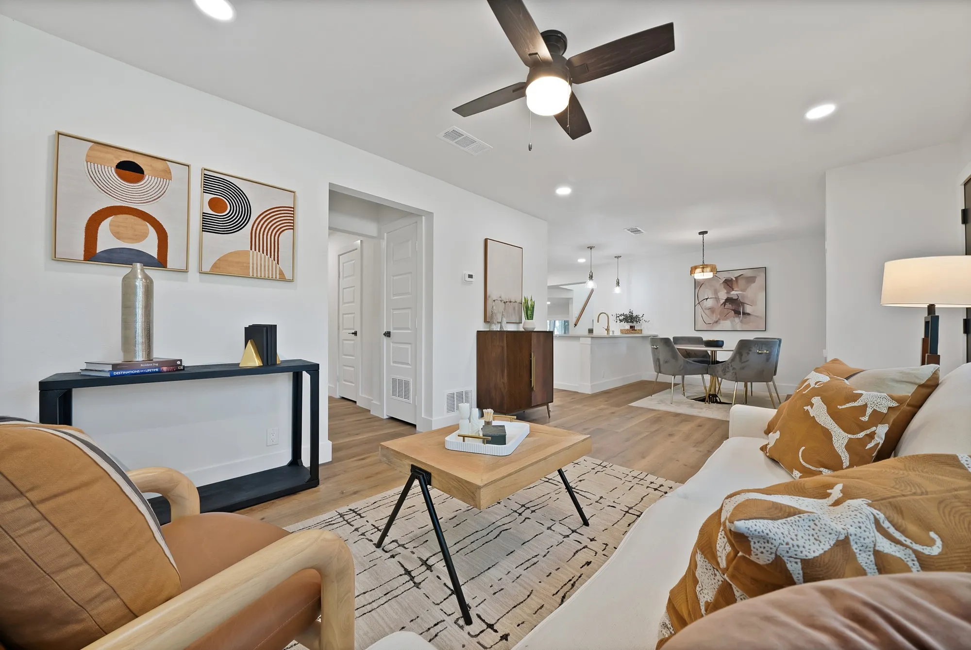 Single Family Residence For Sale in Dallas County , 2926 Hillglenn Road, Dallas, Texas 75228, 4 Bedroom, 2 Bathroom, Garage spaces, 1,824 Sqft, built in 1955, mls#21386972, Real Estate Agent in Dallas, Homes For Sale in Dallas county, Homes For Sale in Dallas, Realtor in Dallas Texas, Real Estate Brokerage Independent Realty Texas, Luminita Cordes Realtor