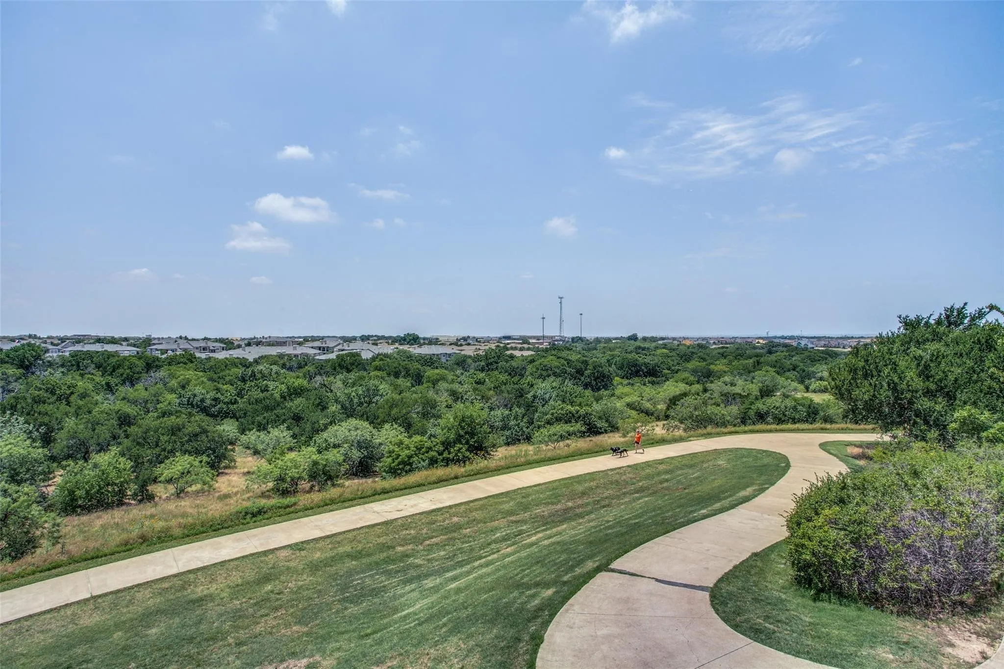Townhouse For Rent in Denton County , 7217 Mediterranean Drive, Plano, Texas 75093, 2 Bedroom, 2 Bathroom, 2 Garage spaces, 1,562 Sqft, built in 2005, mls#21386992, Real Estate Agent in Plano, Homes For Rent in Denton county, Homes For Rent in Plano, Realtor in Plano Texas, Real Estate Brokerage Independent Realty Texas, Luminita Cordes Realtor
