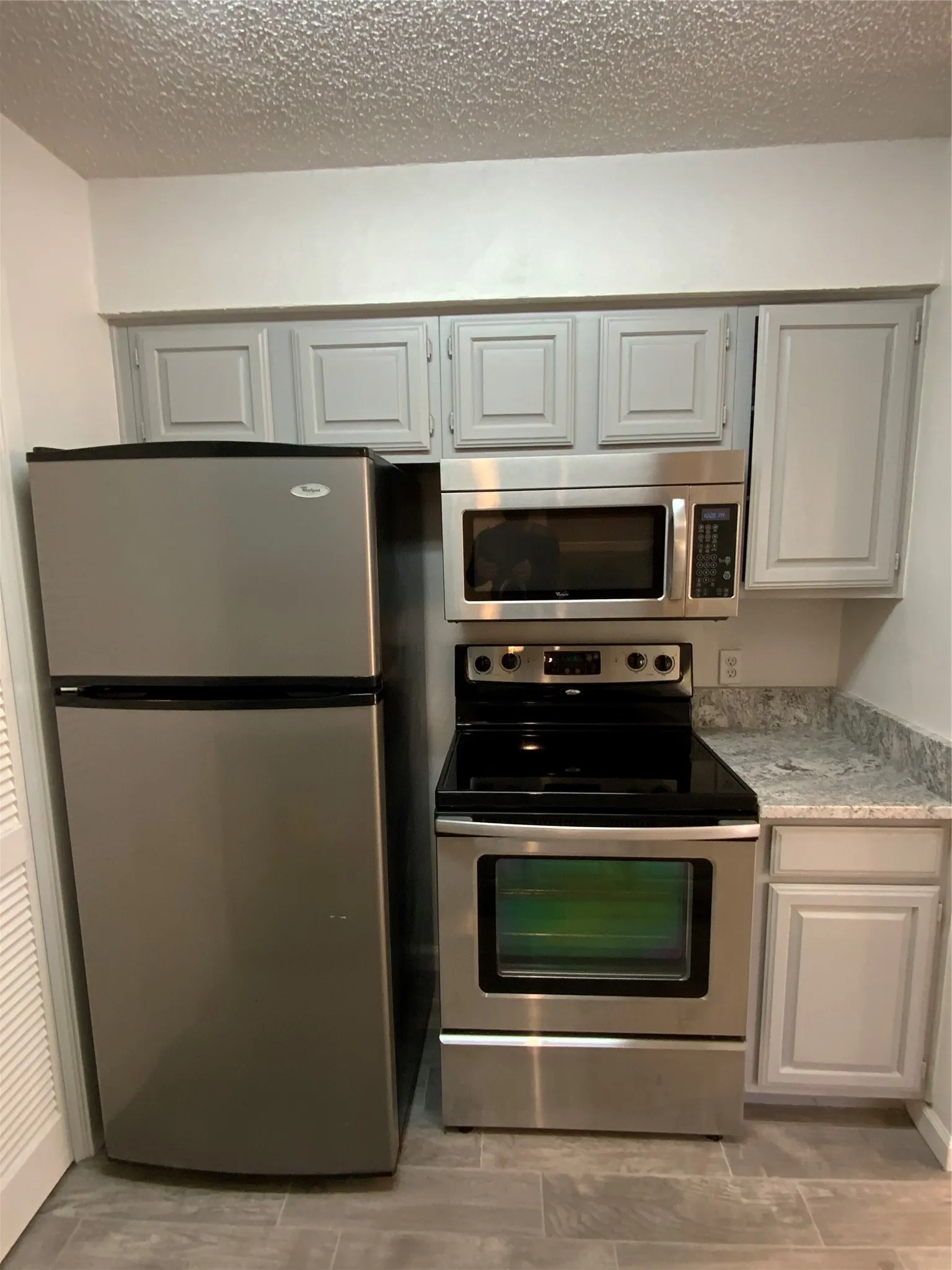 Condominium For Rent in Tarrant County , 1911 Chasewood Circle 110, Arlington, Texas 76011, 1 Bedroom, 1 Bathroom, Garage spaces, 792 Sqft, built in 1981, mls#21386997, Real Estate Agent in Arlington, Homes For Rent in Tarrant county, Homes For Rent in Arlington, Realtor in Arlington Texas, Real Estate Brokerage Independent Realty Texas, Luminita Cordes Realtor