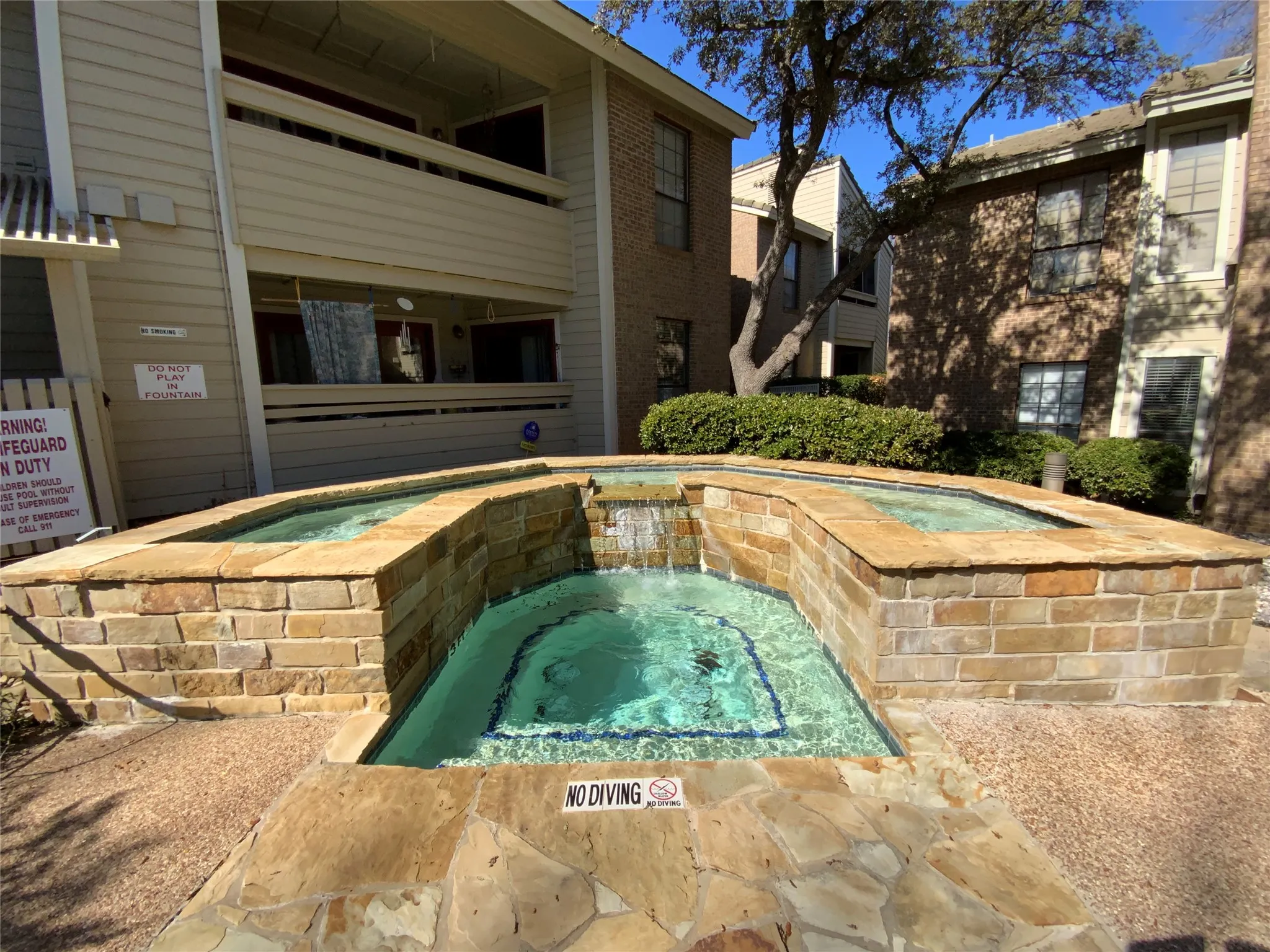 Condominium For Rent in Tarrant County , 1911 Chasewood Circle 110, Arlington, Texas 76011, 1 Bedroom, 1 Bathroom, Garage spaces, 792 Sqft, built in 1981, mls#21386997, Real Estate Agent in Arlington, Homes For Rent in Tarrant county, Homes For Rent in Arlington, Realtor in Arlington Texas, Real Estate Brokerage Independent Realty Texas, Luminita Cordes Realtor