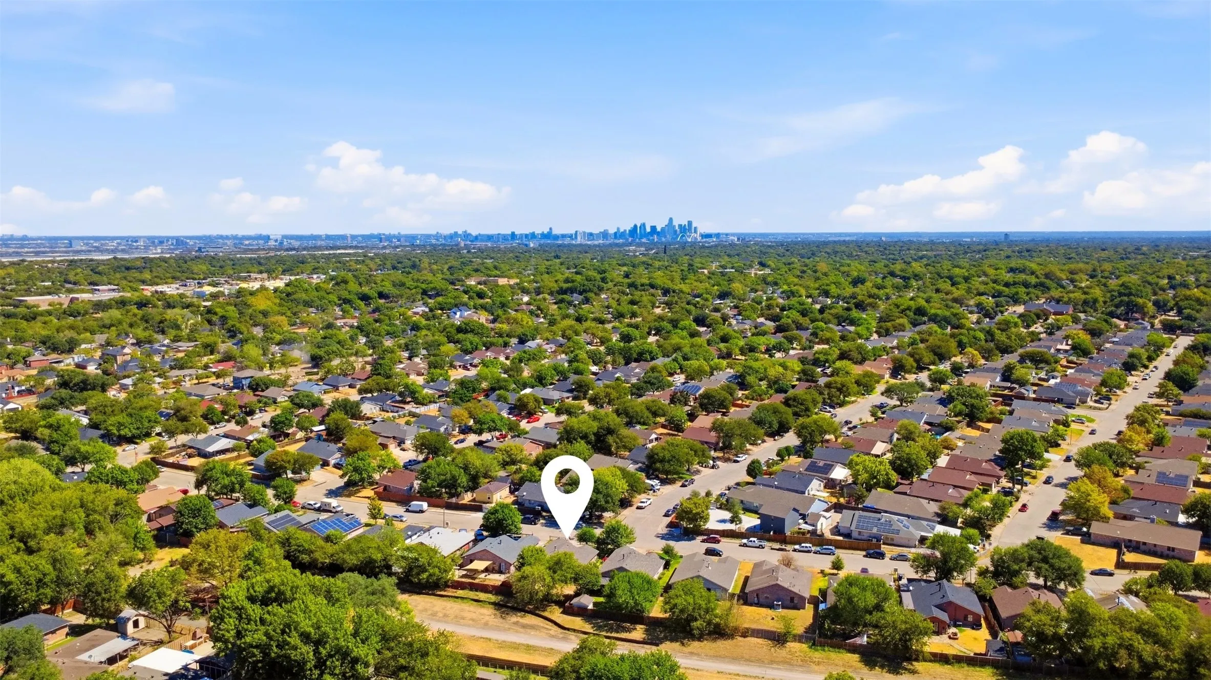 Single Family Residence For Sale in Dallas County , 4704 Lizzy Drive, Dallas, Texas 75211, 4 Bedroom, 2 Bathroom, Garage spaces, 1,276 Sqft, built in 1998, mls#21385728, Real Estate Agent in Dallas, Homes For Sale in Dallas county, Homes For Sale in Dallas, Realtor in Dallas Texas, Real Estate Brokerage Independent Realty Texas, Luminita Cordes Realtor