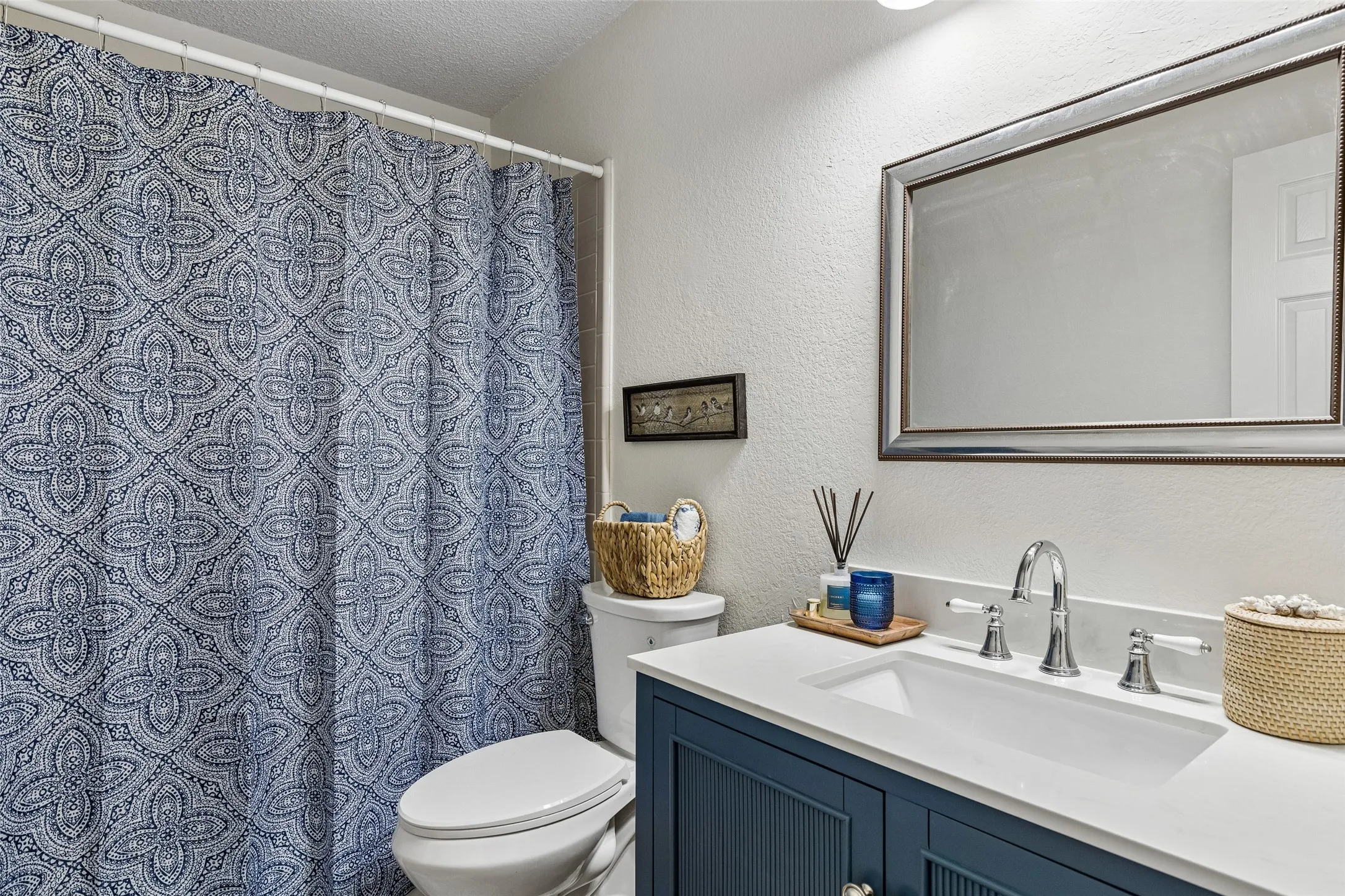 Single Family Residence For Sale in Denton County , 7048 Sample Drive, The Colony, Texas 75056, 4 Bedroom, 2 Bathroom, 2 Garage spaces, 1,831 Sqft, built in 1991, mls#21386853, Real Estate Agent in The Colony, Homes For Sale in Denton county, Homes For Sale in The Colony, Realtor in The Colony Texas, Real Estate Brokerage Independent Realty Texas, Luminita Cordes Realtor