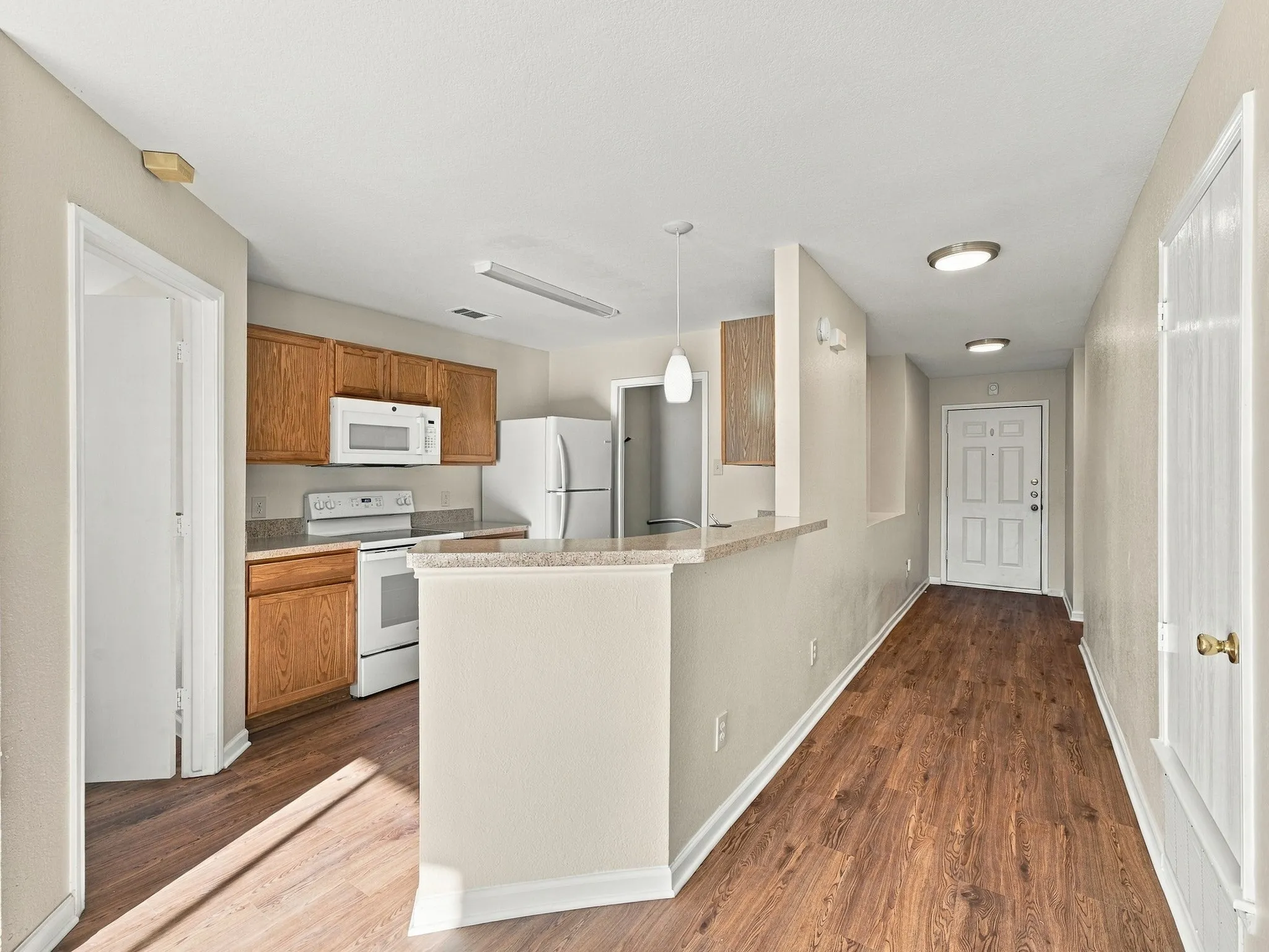 Single Family Residence For Rent in Tarrant County , 13136 Harvest Ridge Road, Fort Worth, Texas 76244, 3 Bedroom, 2 Bathroom, 2 Garage spaces, 1,455 Sqft, built in 2002, mls#21385767, Real Estate Agent in Fort Worth, Homes For Rent in Tarrant county, Homes For Rent in Fort Worth, Realtor in Fort Worth Texas, Real Estate Brokerage Independent Realty Texas, Luminita Cordes Realtor