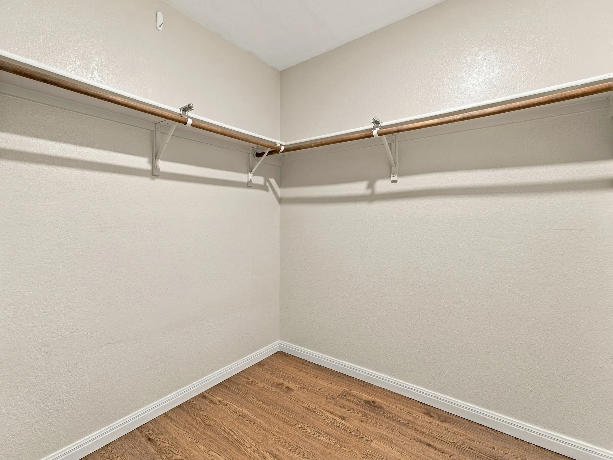 Single Family Residence For Rent in Tarrant County , 13136 Harvest Ridge Road, Fort Worth, Texas 76244, 3 Bedroom, 2 Bathroom, 2 Garage spaces, 1,455 Sqft, built in 2002, mls#21385767, Real Estate Agent in Fort Worth, Homes For Rent in Tarrant county, Homes For Rent in Fort Worth, Realtor in Fort Worth Texas, Real Estate Brokerage Independent Realty Texas, Luminita Cordes Realtor