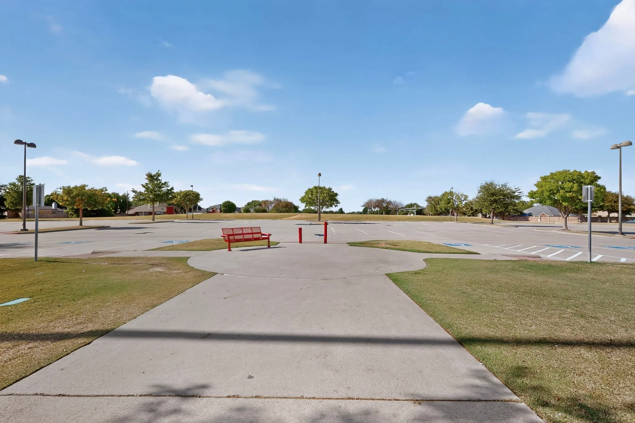 Single Family Residence For Sale in Collin County , 1533 Rustic Trail, Allen, Texas 75002, 4 Bedroom, 3 Bathroom, 2 Garage spaces, 2,478 Sqft, built in 1992, mls#21386998, Real Estate Agent in Allen, Homes For Sale in Collin county, Homes For Sale in Allen, Realtor in Allen Texas, Real Estate Brokerage Independent Realty Texas, Luminita Cordes Realtor