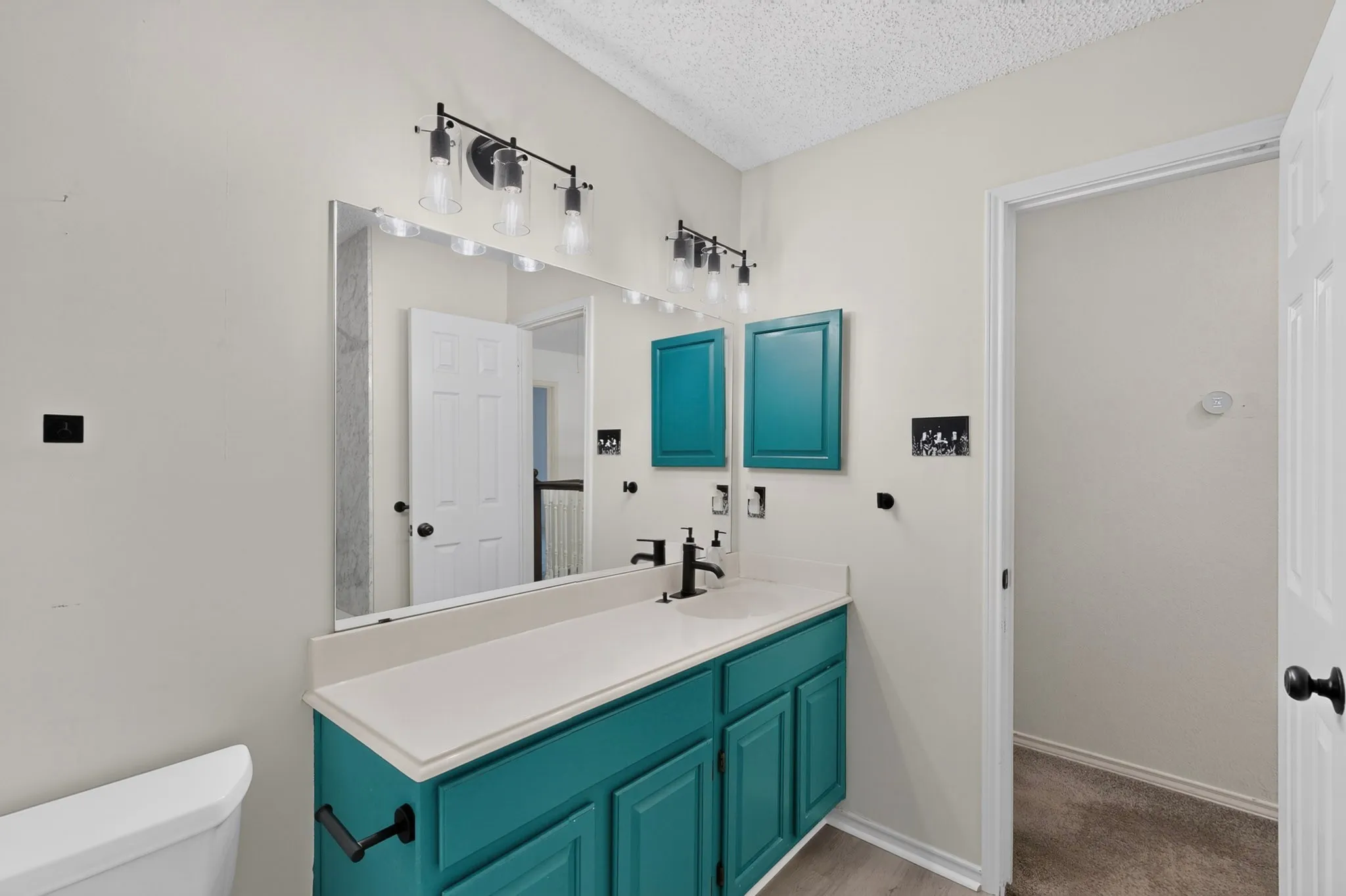 Single Family Residence For Sale in Collin County , 1533 Rustic Trail, Allen, Texas 75002, 4 Bedroom, 3 Bathroom, 2 Garage spaces, 2,478 Sqft, built in 1992, mls#21386998, Real Estate Agent in Allen, Homes For Sale in Collin county, Homes For Sale in Allen, Realtor in Allen Texas, Real Estate Brokerage Independent Realty Texas, Luminita Cordes Realtor