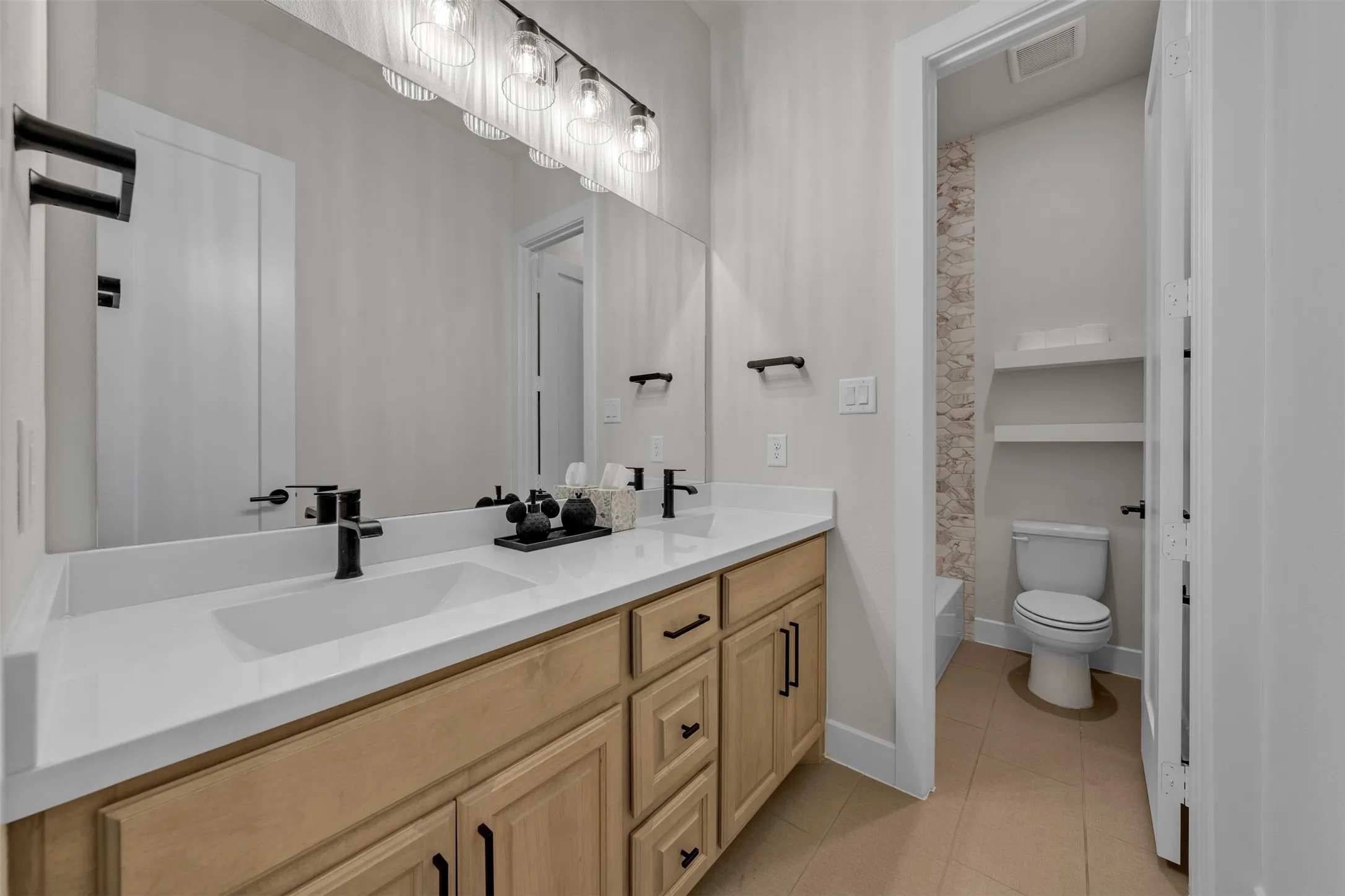 Split Bedroom Bath