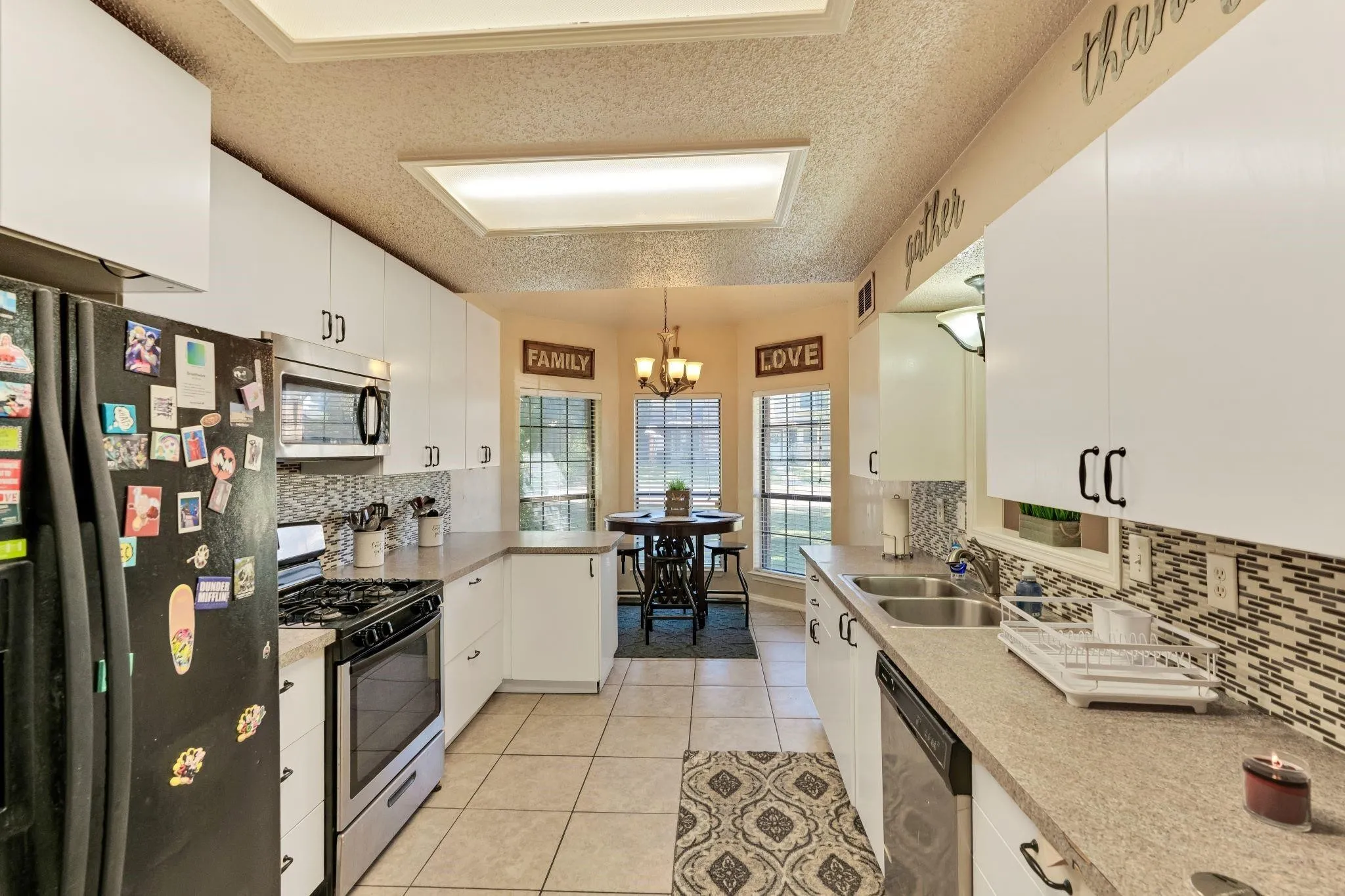 Single Family Residence For Rent in Dallas County , 4018 Smartt Street, Rowlett, Texas 75088, 4 Bedroom, 3 Bathroom, 2 Garage spaces, 1,907 Sqft, built in 1985, mls#21387036, Real Estate Agent in Rowlett, Homes For Rent in Dallas county, Homes For Rent in Rowlett, Realtor in Rowlett Texas, Real Estate Brokerage Independent Realty Texas, Luminita Cordes Realtor