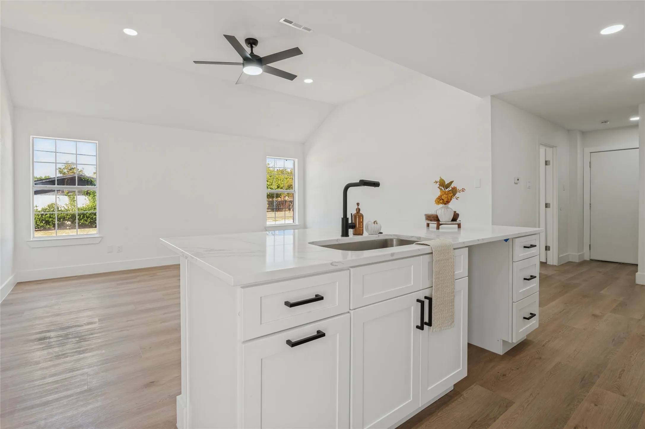 Single Family Residence For Sale in Dallas County , 1838 San Antonio Street, Grand Prairie, Texas 75051, 4 Bedroom, 2 Bathroom, 2 Garage spaces, 1,360 Sqft, built in 1997, mls#21387043, Real Estate Agent in Grand Prairie, Homes For Sale in Dallas county, Homes For Sale in Grand Prairie, Realtor in Grand Prairie Texas, Real Estate Brokerage Independent Realty Texas, Luminita Cordes Realtor