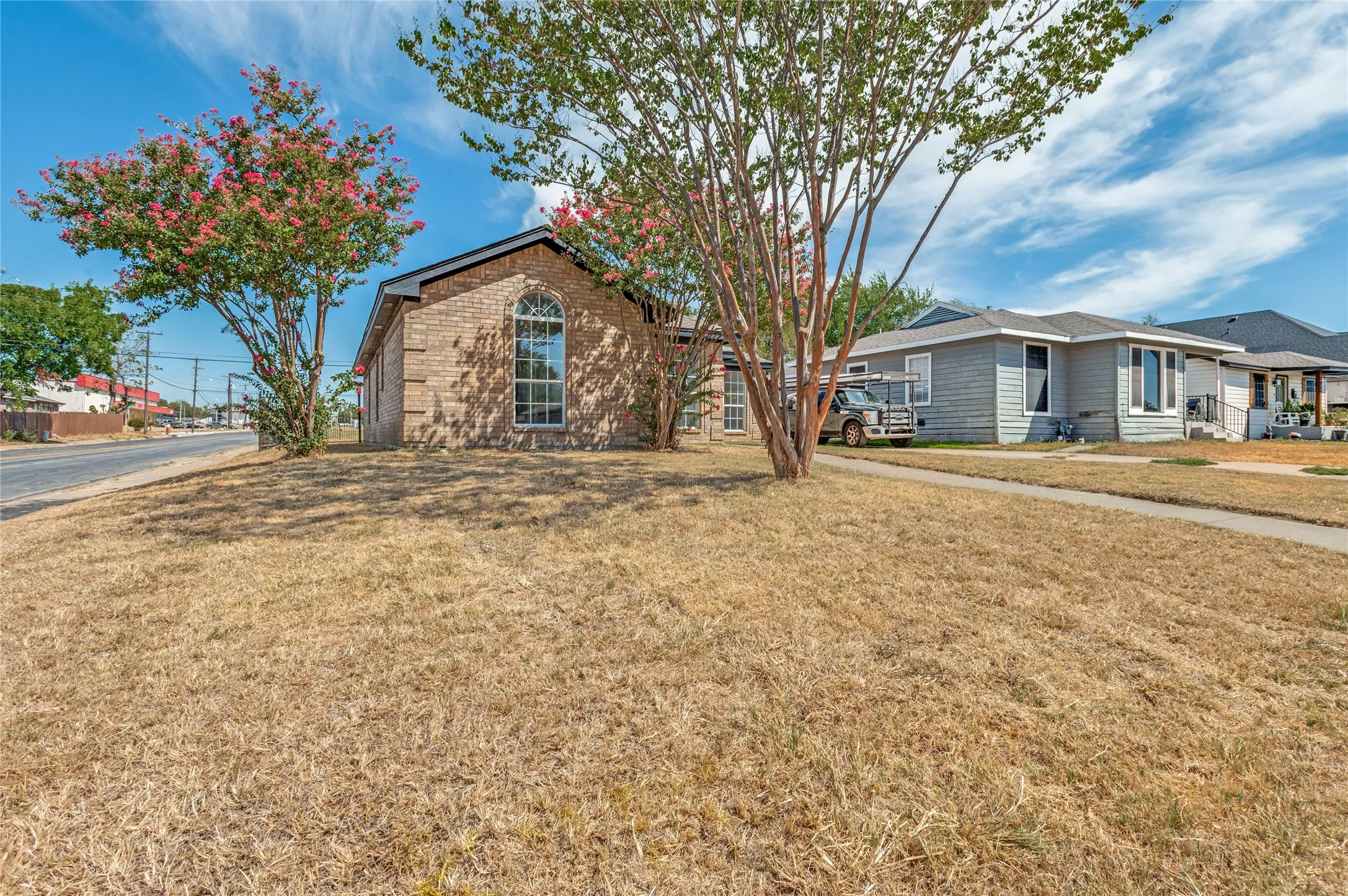 Single Family Residence For Sale in Dallas County , 1838 San Antonio Street, Grand Prairie, Texas 75051, 4 Bedroom, 2 Bathroom, 2 Garage spaces, 1,360 Sqft, built in 1997, mls#21387043, Real Estate Agent in Grand Prairie, Homes For Sale in Dallas county, Homes For Sale in Grand Prairie, Realtor in Grand Prairie Texas, Real Estate Brokerage Independent Realty Texas, Luminita Cordes Realtor