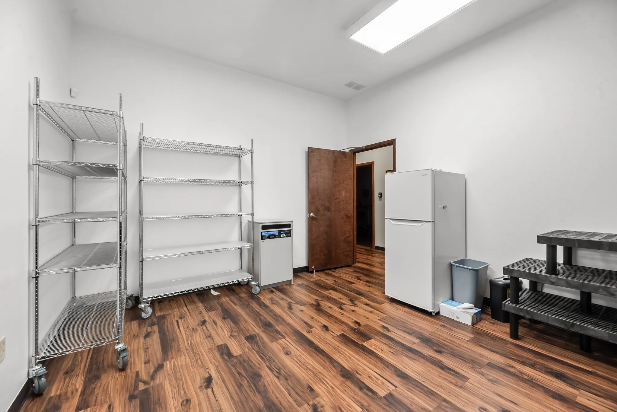 Office For Sale in Collin County , 6313 Preston Road 200, Plano, Texas 75024, 0, 0, Garage spaces, 1,535 Sqft, built in 2004, mls#21375332, Real Estate Agent in Plano, Homes For Sale in Collin county, Homes For Sale in Plano, Realtor in Plano Texas, Real Estate Brokerage Independent Realty Texas, Luminita Cordes Realtor