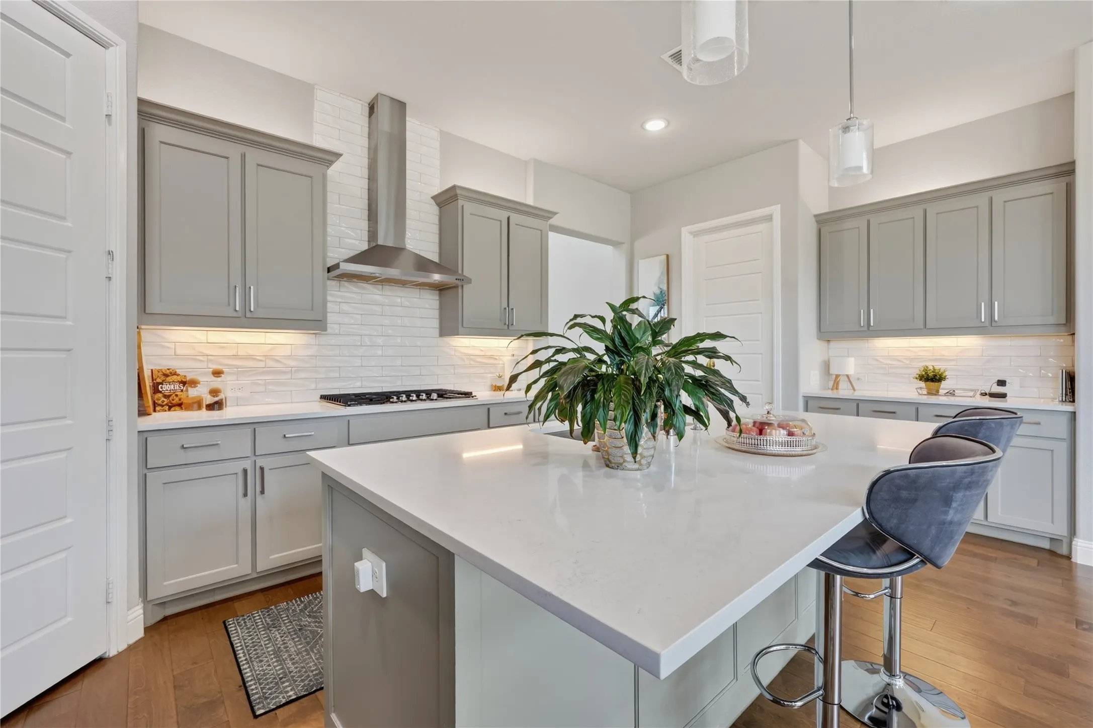 Single Family Residence For Rent in Collin County , 853 Calusa Drive, Allen, Texas 75013, 5 Bedroom, 4 Bathroom, 2 Garage spaces, 3,385 Sqft, built in 2022, mls#21387044, Real Estate Agent in Allen, Homes For Rent in Collin county, Homes For Rent in Allen, Realtor in Allen Texas, Real Estate Brokerage Independent Realty Texas, Luminita Cordes Realtor