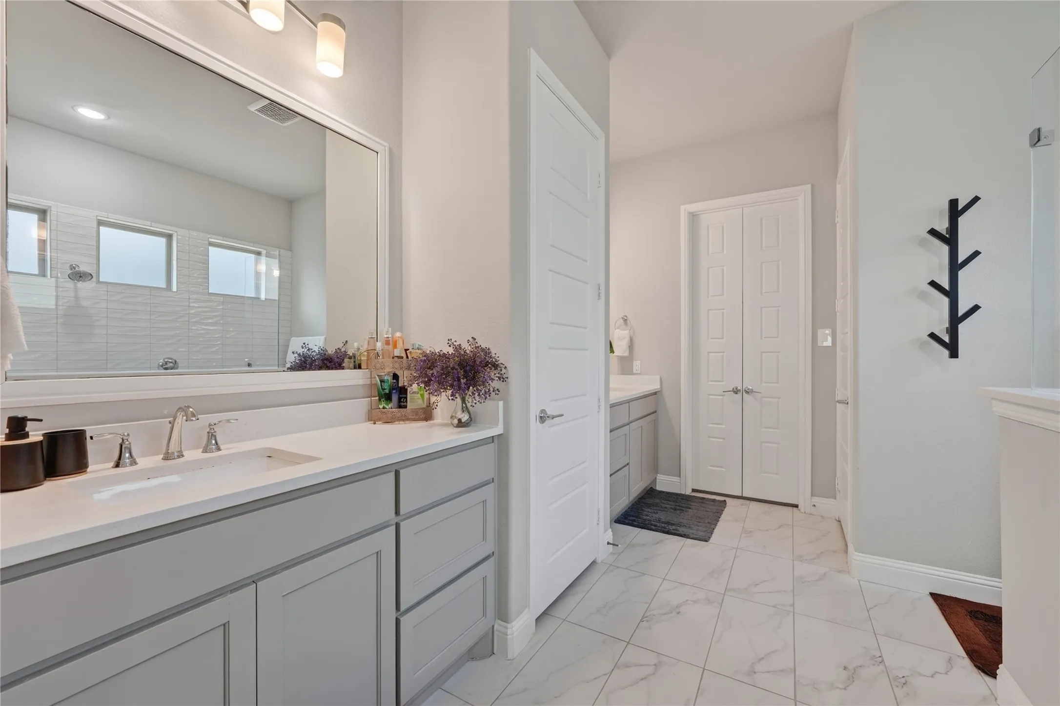 Single Family Residence For Rent in Collin County , 853 Calusa Drive, Allen, Texas 75013, 5 Bedroom, 4 Bathroom, 2 Garage spaces, 3,385 Sqft, built in 2022, mls#21387044, Real Estate Agent in Allen, Homes For Rent in Collin county, Homes For Rent in Allen, Realtor in Allen Texas, Real Estate Brokerage Independent Realty Texas, Luminita Cordes Realtor