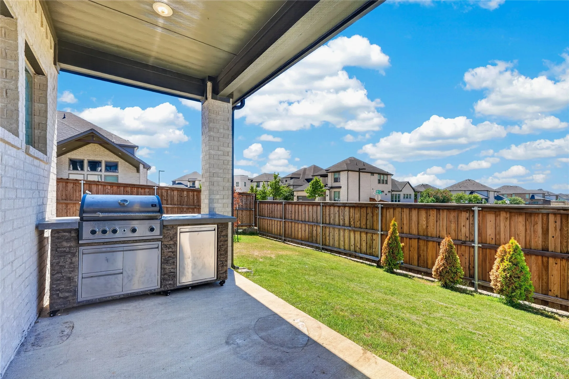 Single Family Residence For Rent in Collin County , 853 Calusa Drive, Allen, Texas 75013, 5 Bedroom, 4 Bathroom, 2 Garage spaces, 3,385 Sqft, built in 2022, mls#21387044, Real Estate Agent in Allen, Homes For Rent in Collin county, Homes For Rent in Allen, Realtor in Allen Texas, Real Estate Brokerage Independent Realty Texas, Luminita Cordes Realtor