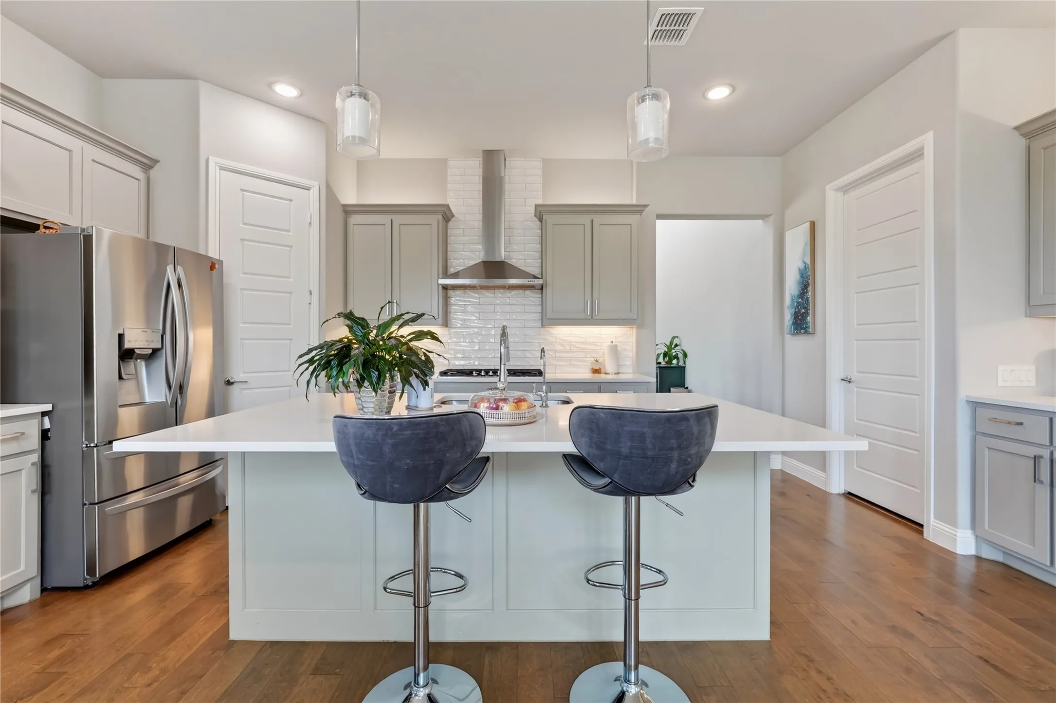 Single Family Residence For Rent in Collin County , 853 Calusa Drive, Allen, Texas 75013, 5 Bedroom, 4 Bathroom, 2 Garage spaces, 3,385 Sqft, built in 2022, mls#21387044, Real Estate Agent in Allen, Homes For Rent in Collin county, Homes For Rent in Allen, Realtor in Allen Texas, Real Estate Brokerage Independent Realty Texas, Luminita Cordes Realtor
