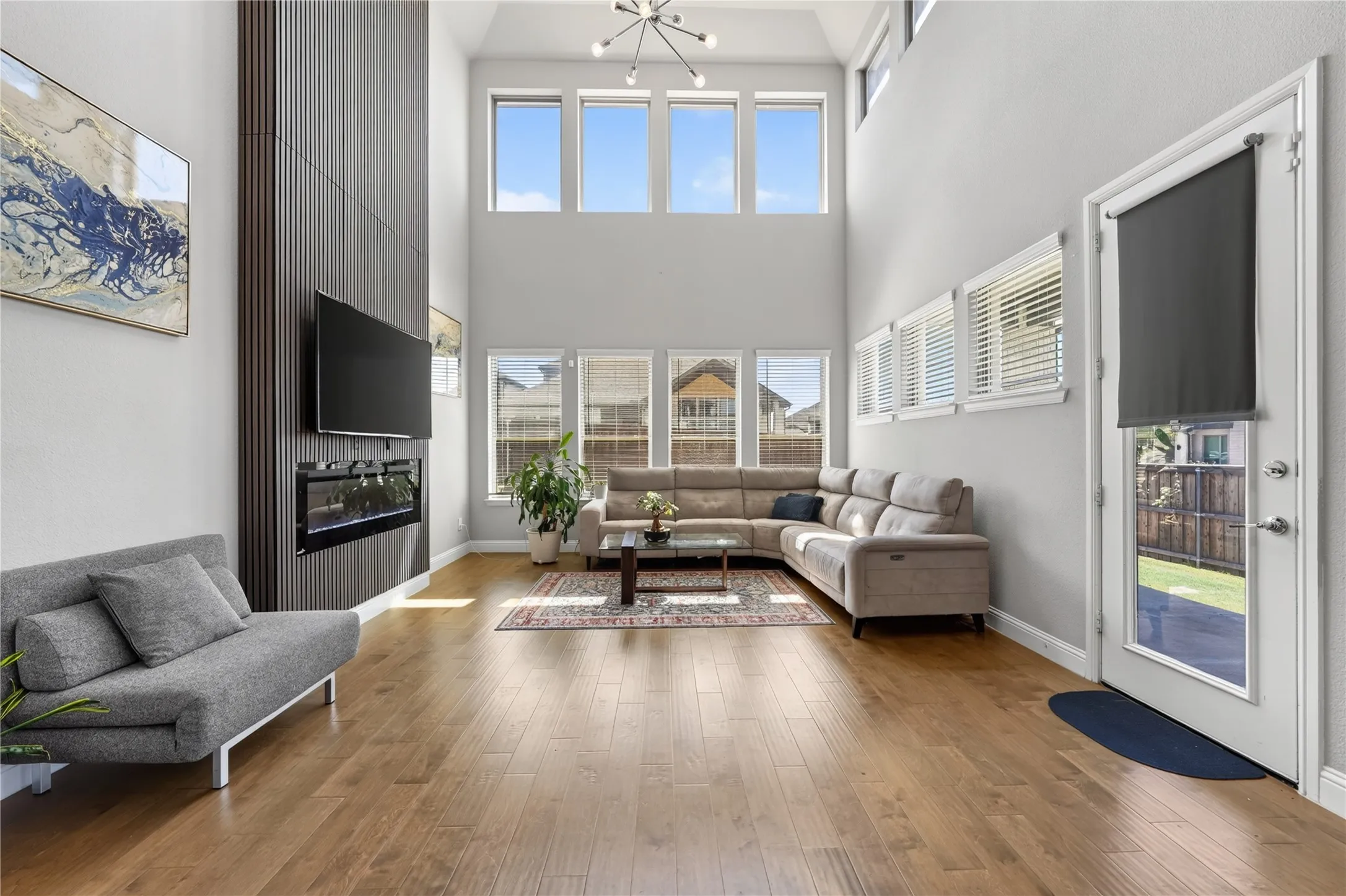Single Family Residence For Rent in Collin County , 853 Calusa Drive, Allen, Texas 75013, 5 Bedroom, 4 Bathroom, 2 Garage spaces, 3,385 Sqft, built in 2022, mls#21387044, Real Estate Agent in Allen, Homes For Rent in Collin county, Homes For Rent in Allen, Realtor in Allen Texas, Real Estate Brokerage Independent Realty Texas, Luminita Cordes Realtor