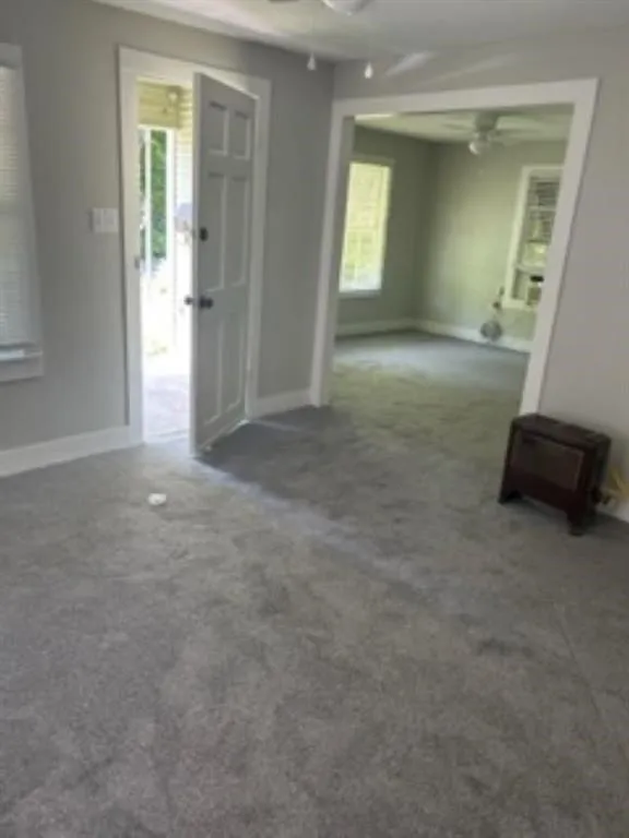 Single Family Residence For Sale in Fannin County , 611 E 10th Street, Bonham, Texas 75418, 2 Bedroom, 1 Bathroom, 1 Garage spaces, 934 Sqft, built in 1940, mls#21385637, Real Estate Agent in Bonham, Homes For Sale in Fannin county, Homes For Sale in Bonham, Realtor in Bonham Texas, Real Estate Brokerage Independent Realty Texas, Luminita Cordes Realtor