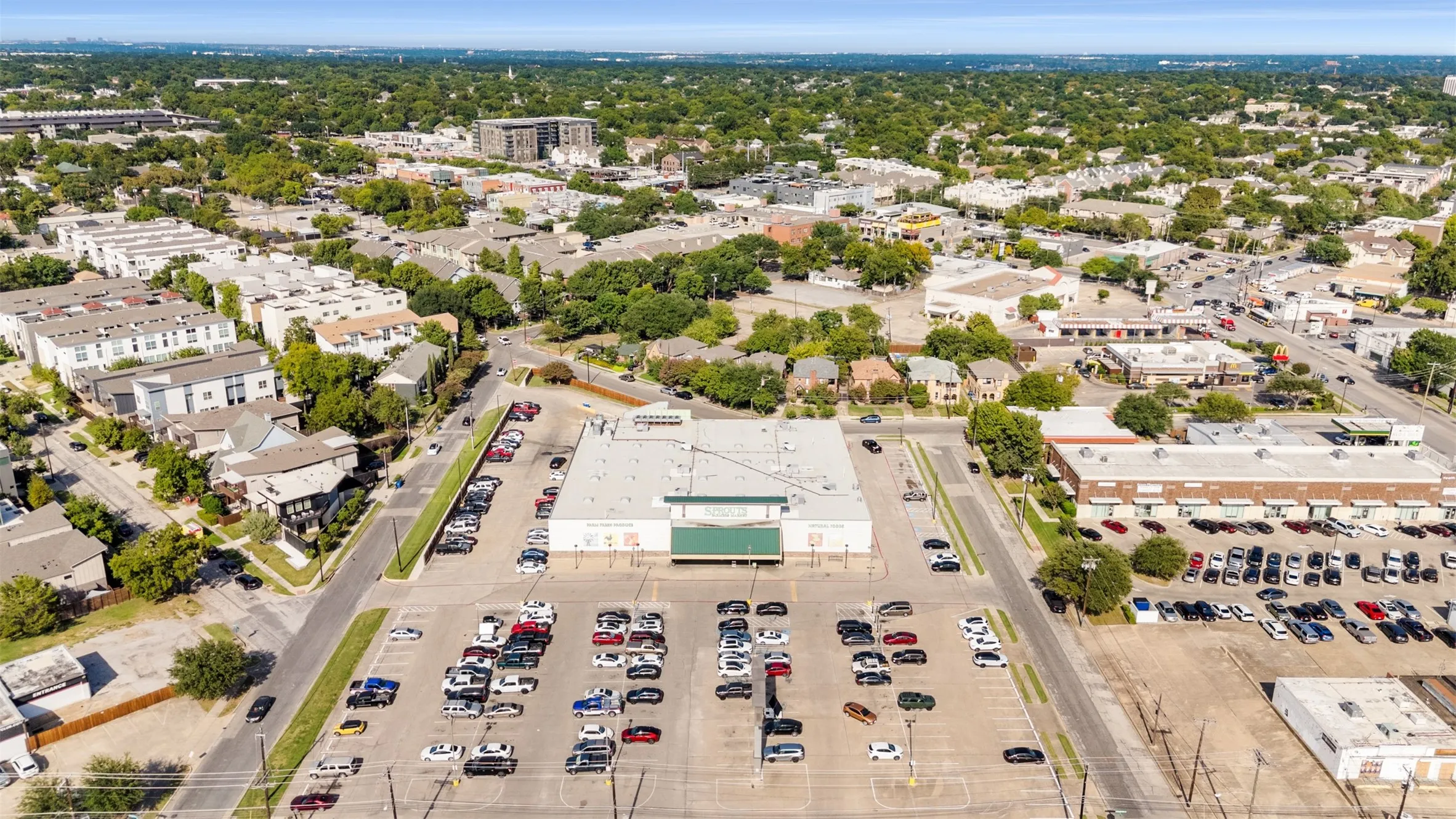 Condominium For Rent in Dallas County , 2015 N Prairie Avenue 204, Dallas, Texas 75204, 2 Bedroom, 3 Bathroom, 2 Garage spaces, 1,403 Sqft, built in 2026, mls#21386988, Real Estate Agent in Dallas, Homes For Rent in Dallas county, Homes For Rent in Dallas, Realtor in Dallas Texas, Real Estate Brokerage Independent Realty Texas, Luminita Cordes Realtor