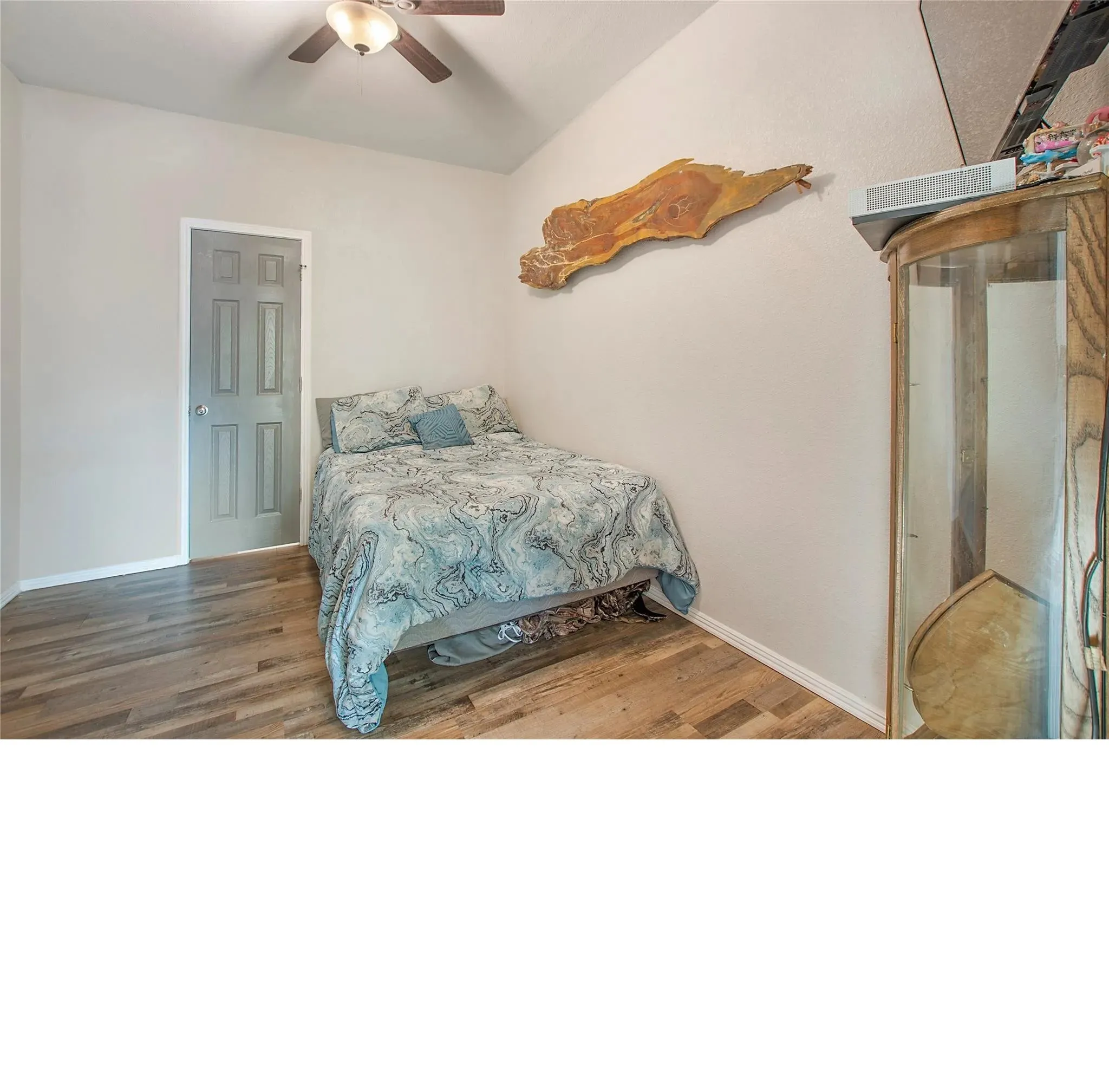Single Family Residence For Rent in Henderson County , 166 INDIAN GAP, Mabank, Texas 75156, 6 Bedroom, 4 Bathroom, Garage spaces, 2,800 Sqft, built in 2021, mls#21387062, Real Estate Agent in Mabank, Homes For Rent in Henderson county, Homes For Rent in Mabank, Realtor in Mabank Texas, Real Estate Brokerage Independent Realty Texas, Luminita Cordes Realtor