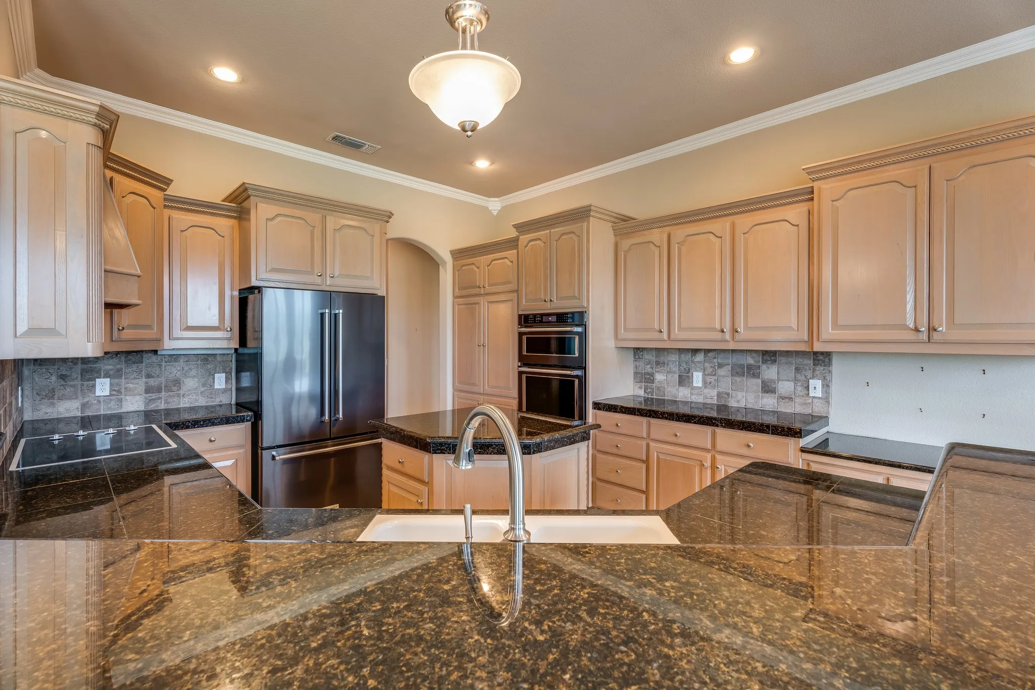 Single Family Residence For Rent in Hood County , 9520 Nutcracker Court, Granbury, Texas 76049, 2 Bedroom, 3 Bathroom, 2 Garage spaces, 2,782 Sqft, built in 2001, mls#21384441, Real Estate Agent in Granbury, Homes For Rent in Hood county, Homes For Rent in Granbury, Realtor in Granbury Texas, Real Estate Brokerage Independent Realty Texas, Luminita Cordes Realtor