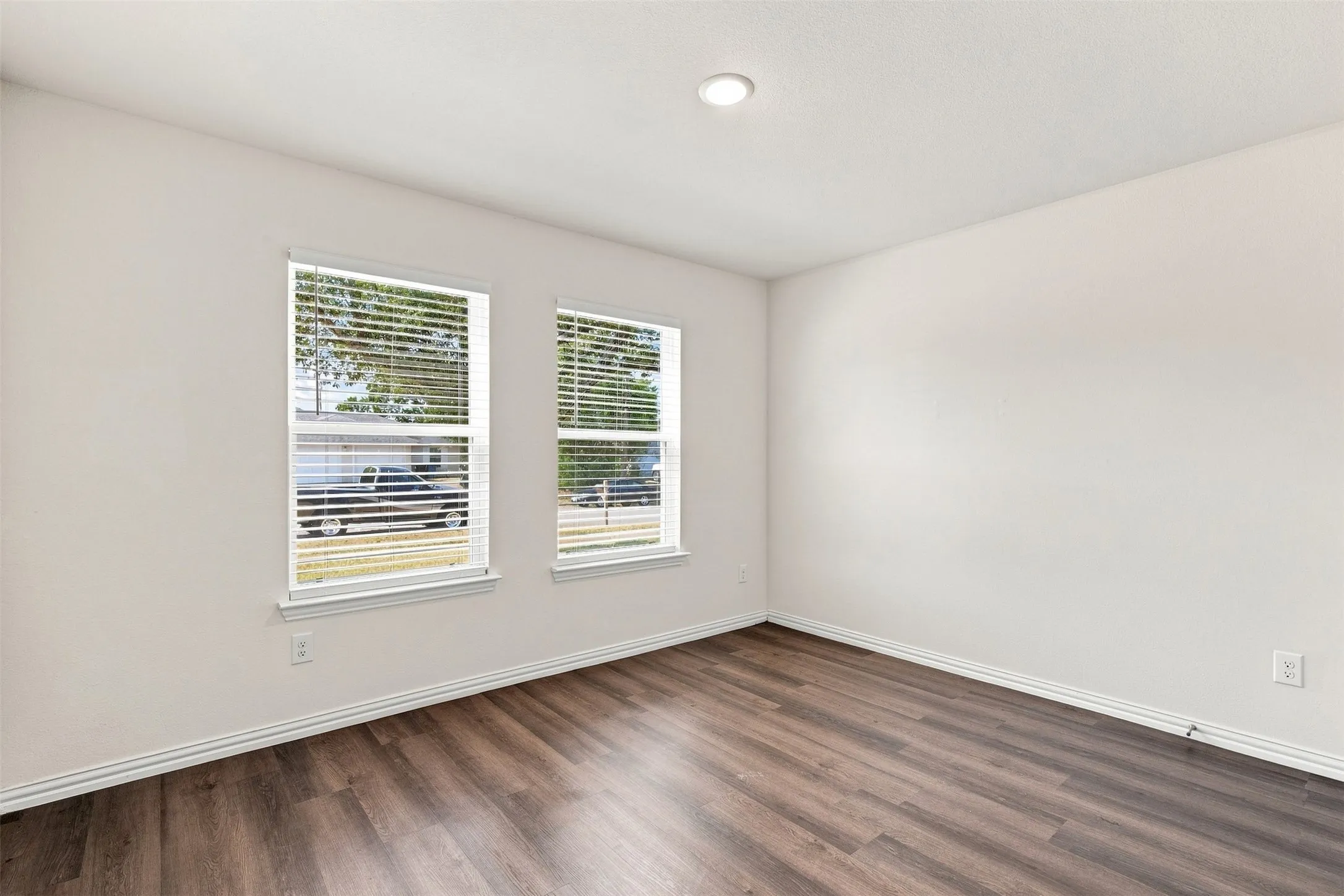 Single Family Residence For Rent in Grayson County , 413 E Hull Street, Denison, Texas 75020, 3 Bedroom, 2 Bathroom, 2 Garage spaces, 1,298 Sqft, built in 2023, mls#21387070, Real Estate Agent in Denison, Homes For Rent in Grayson county, Homes For Rent in Denison, Realtor in Denison Texas, Real Estate Brokerage Independent Realty Texas, Luminita Cordes Realtor