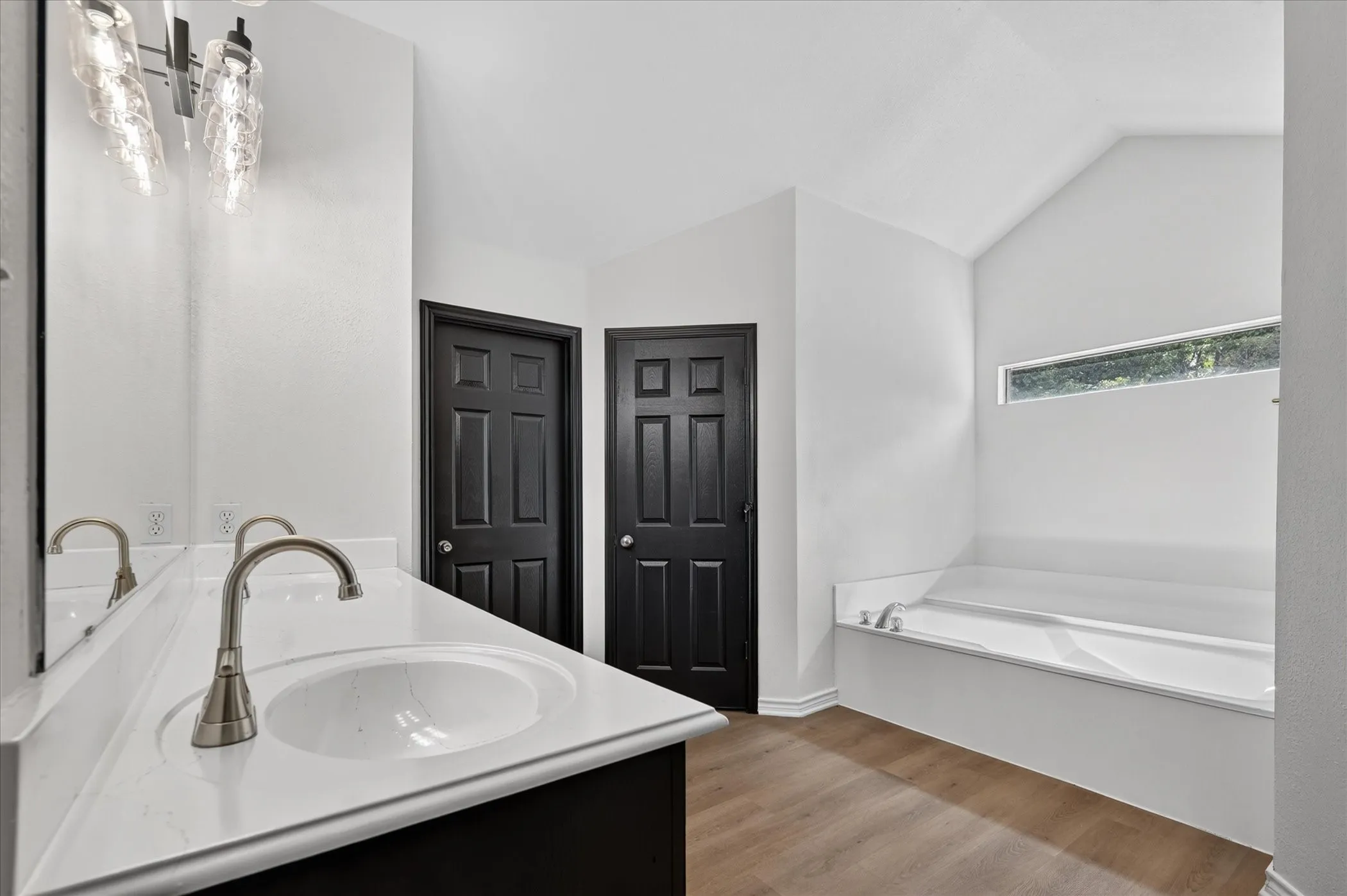 Duplex For Rent in Denton County , 4052 Saint Christopher Lane, Dallas, Texas 75287, 3 Bedroom, 3 Bathroom, 2 Garage spaces, 2,214 Sqft, built in 1984, mls#21387051, Real Estate Agent in Dallas, Homes For Rent in Denton county, Homes For Rent in Dallas, Realtor in Dallas Texas, Real Estate Brokerage Independent Realty Texas, Luminita Cordes Realtor