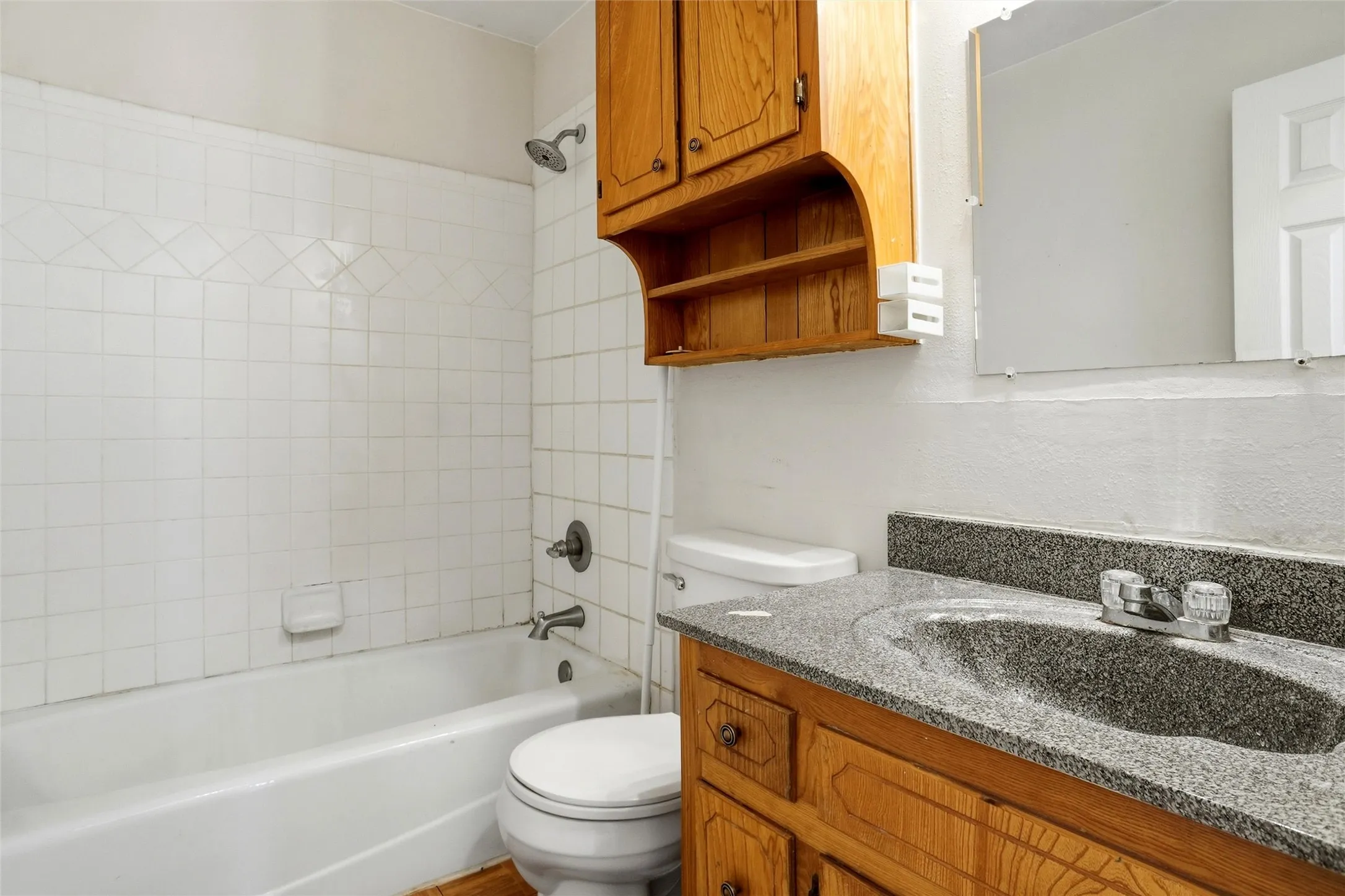 Single Family Residence For Sale in Denton County , 3805 Titan Trail, Denton, Texas 76209, 3 Bedroom, 2 Bathroom, Garage spaces, 1,272 Sqft, built in 1965, mls#21385879, Real Estate Agent in Denton, Homes For Sale in Denton county, Homes For Sale in Denton, Realtor in Denton Texas, Real Estate Brokerage Independent Realty Texas, Luminita Cordes Realtor