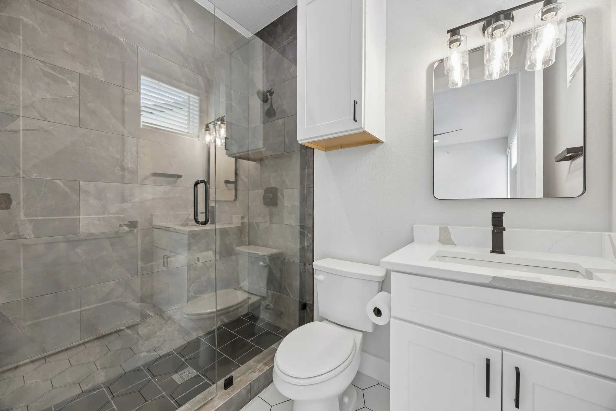 Townhouse For Rent in Dallas County , 5633 Live Oak 102, Dallas, Texas 75206, 2 Bedroom, 3 Bathroom, 2 Garage spaces, 1,533 Sqft, built in 2025, mls#21386730, Real Estate Agent in Dallas, Homes For Rent in Dallas county, Homes For Rent in Dallas, Realtor in Dallas Texas, Real Estate Brokerage Independent Realty Texas, Luminita Cordes Realtor
