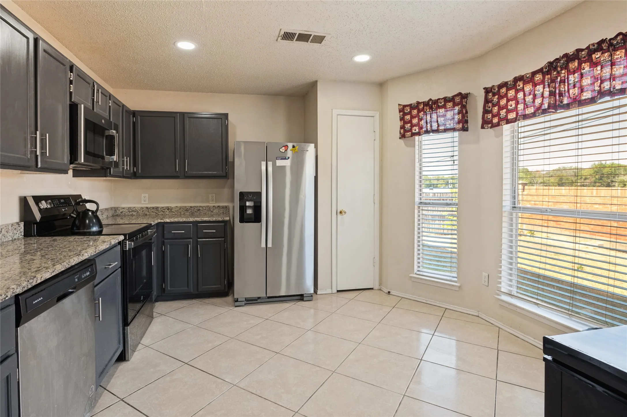 Single Family Residence For Sale in Dallas County , 12927 Parker Court, Balch Springs, Texas 75180, 3 Bedroom, 2 Bathroom, 2 Garage spaces, 1,745 Sqft, built in 1994, mls#21386119, Real Estate Agent in Balch Springs, Homes For Sale in Dallas county, Homes For Sale in Balch Springs, Realtor in Balch Springs Texas, Real Estate Brokerage Independent Realty Texas, Luminita Cordes Realtor