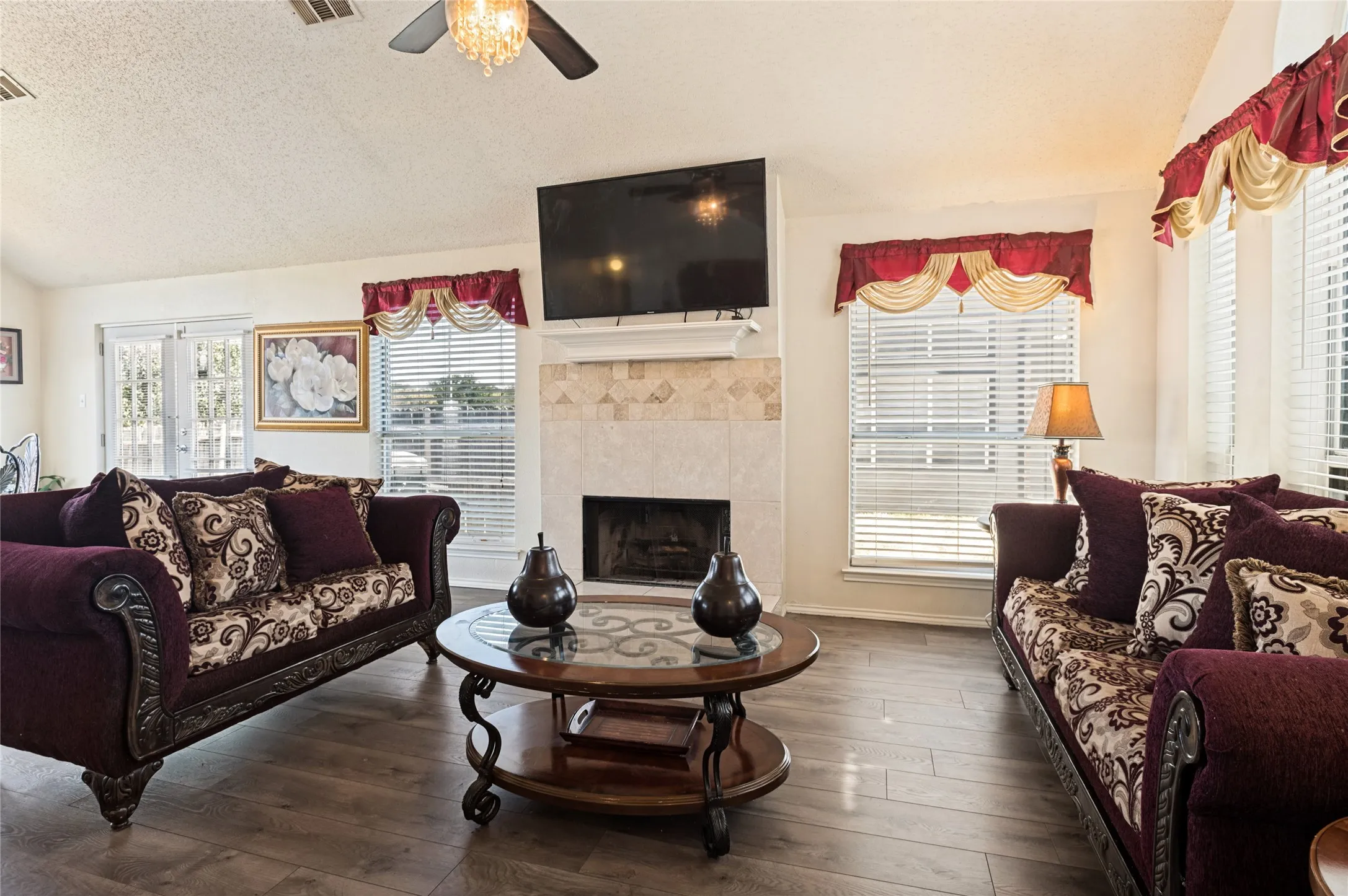 Single Family Residence For Sale in Dallas County , 12927 Parker Court, Balch Springs, Texas 75180, 3 Bedroom, 2 Bathroom, 2 Garage spaces, 1,745 Sqft, built in 1994, mls#21386119, Real Estate Agent in Balch Springs, Homes For Sale in Dallas county, Homes For Sale in Balch Springs, Realtor in Balch Springs Texas, Real Estate Brokerage Independent Realty Texas, Luminita Cordes Realtor