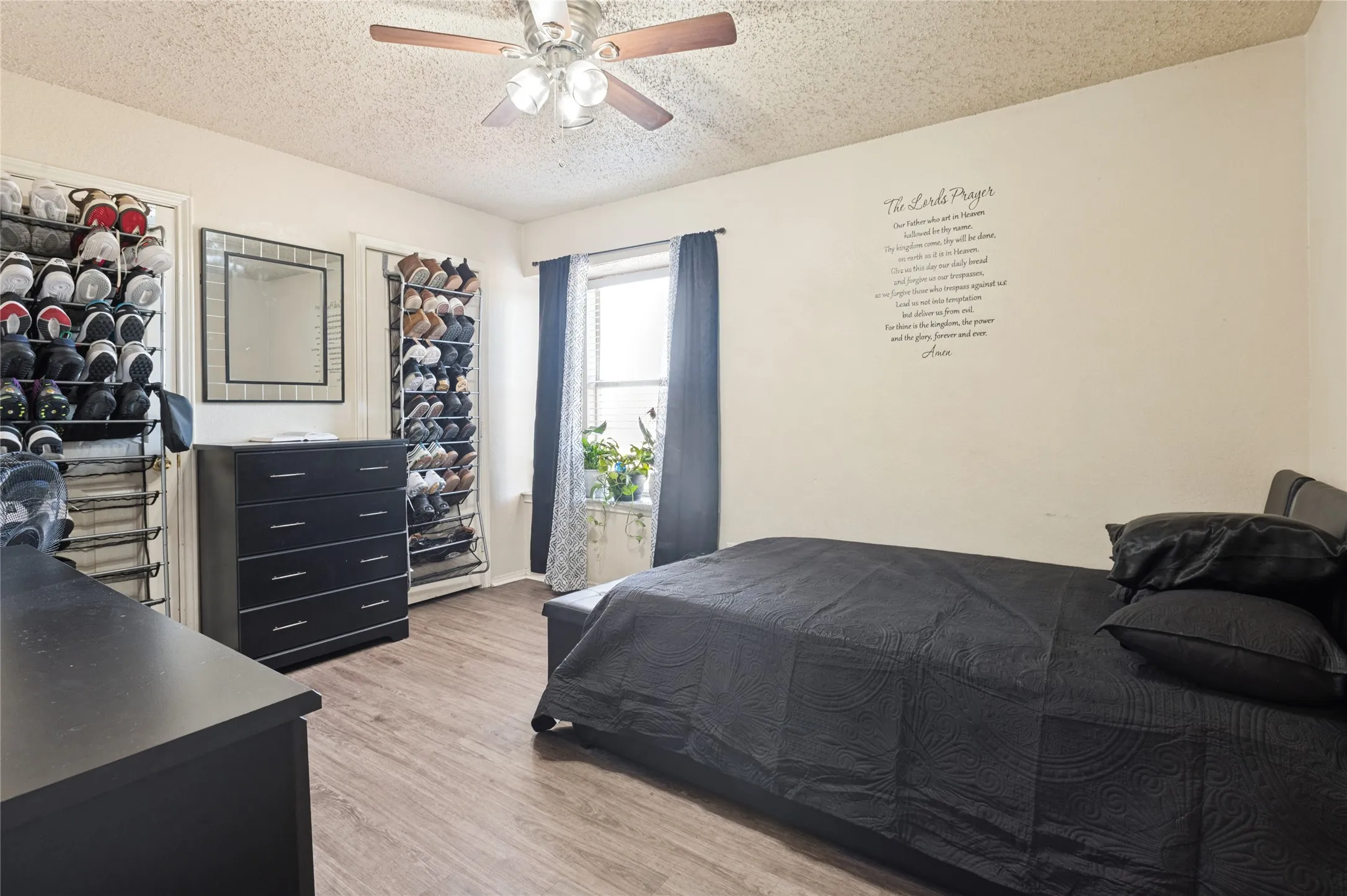 Single Family Residence For Sale in Dallas County , 12927 Parker Court, Balch Springs, Texas 75180, 3 Bedroom, 2 Bathroom, 2 Garage spaces, 1,745 Sqft, built in 1994, mls#21386119, Real Estate Agent in Balch Springs, Homes For Sale in Dallas county, Homes For Sale in Balch Springs, Realtor in Balch Springs Texas, Real Estate Brokerage Independent Realty Texas, Luminita Cordes Realtor