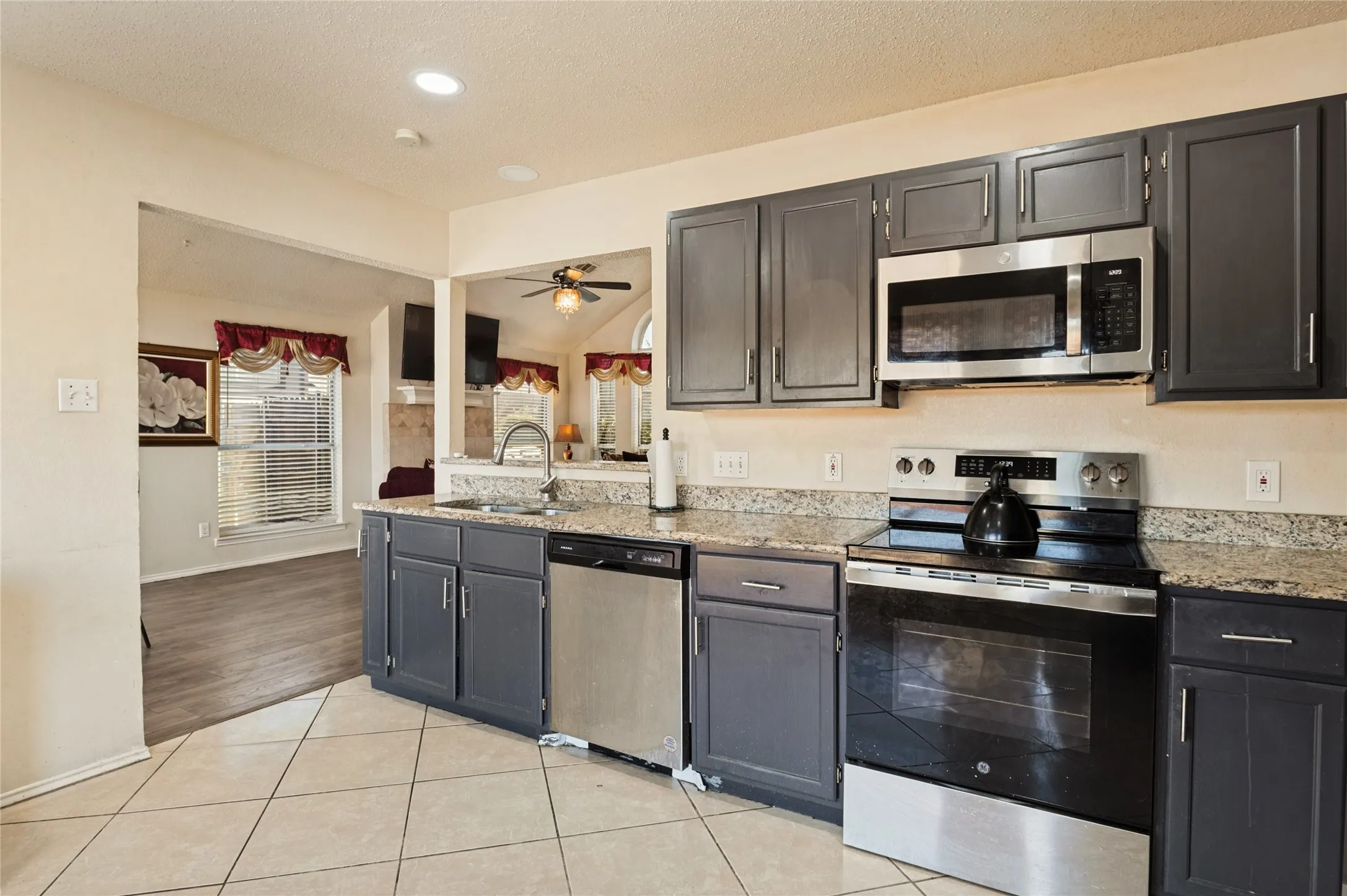 Single Family Residence For Sale in Dallas County , 12927 Parker Court, Balch Springs, Texas 75180, 3 Bedroom, 2 Bathroom, 2 Garage spaces, 1,745 Sqft, built in 1994, mls#21386119, Real Estate Agent in Balch Springs, Homes For Sale in Dallas county, Homes For Sale in Balch Springs, Realtor in Balch Springs Texas, Real Estate Brokerage Independent Realty Texas, Luminita Cordes Realtor