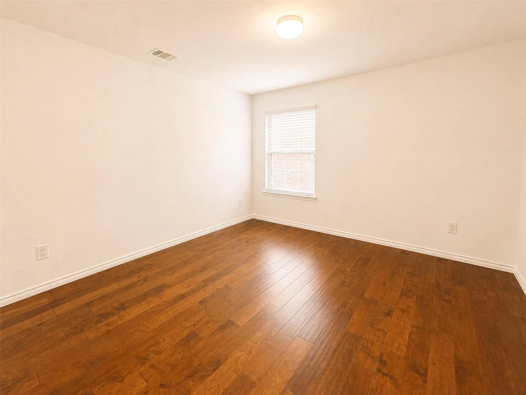 Single Family Residence For Sale in Kaufman County , 2327 San Marcos Drive, Forney, Texas 75126, 4 Bedroom, 2 Bathroom, 2 Garage spaces, 2,140 Sqft, built in 2017, mls#21387082, Real Estate Agent in Forney, Homes For Sale in Kaufman county, Homes For Sale in Forney, Realtor in Forney Texas, Real Estate Brokerage Independent Realty Texas, Luminita Cordes Realtor